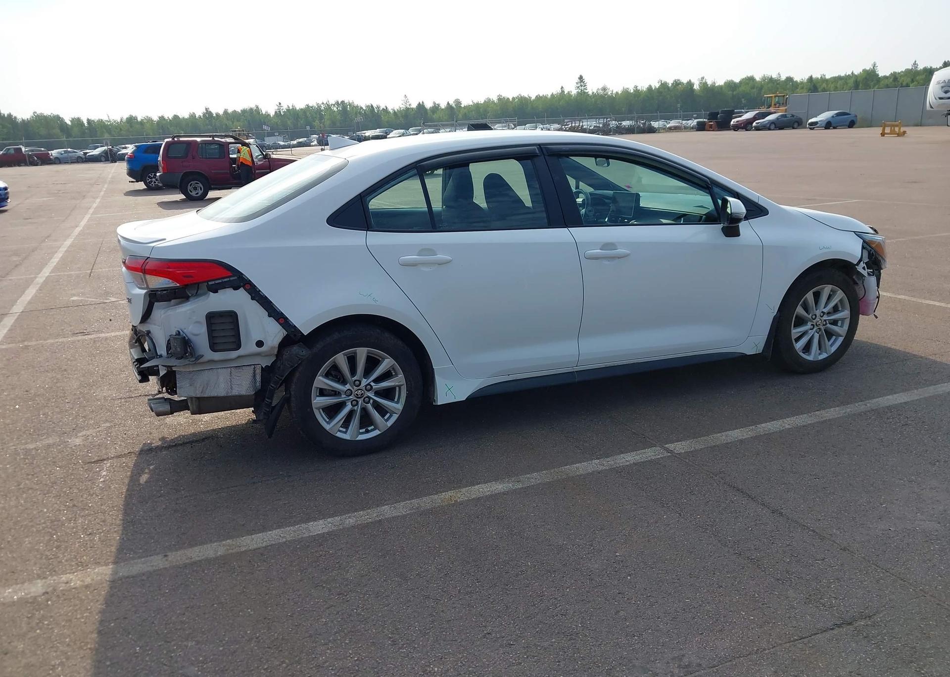 2023 TOYOTA COROLLA SE