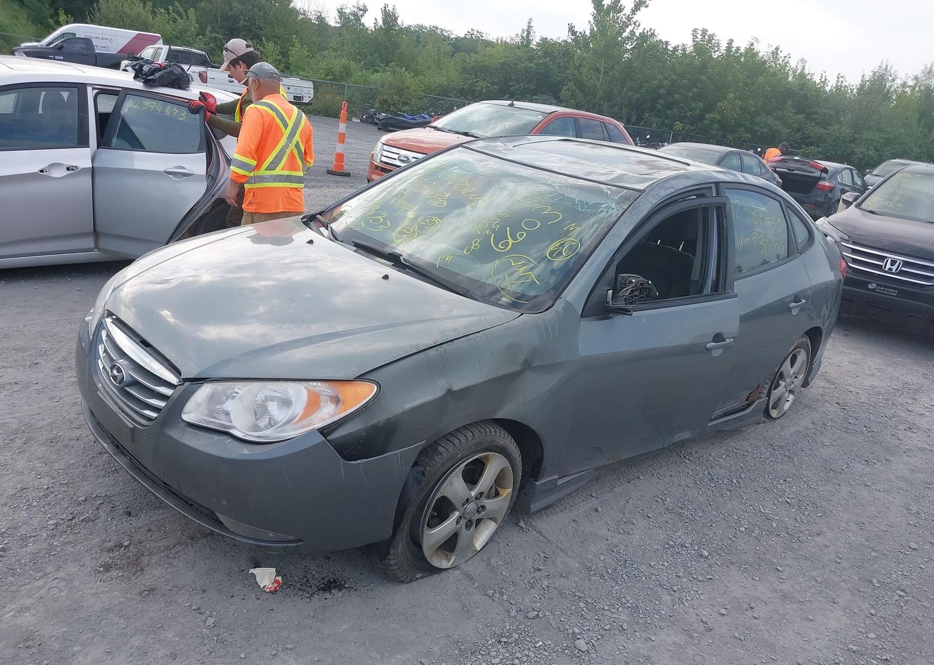2010 HYUNDAI ELANTRA BLUE