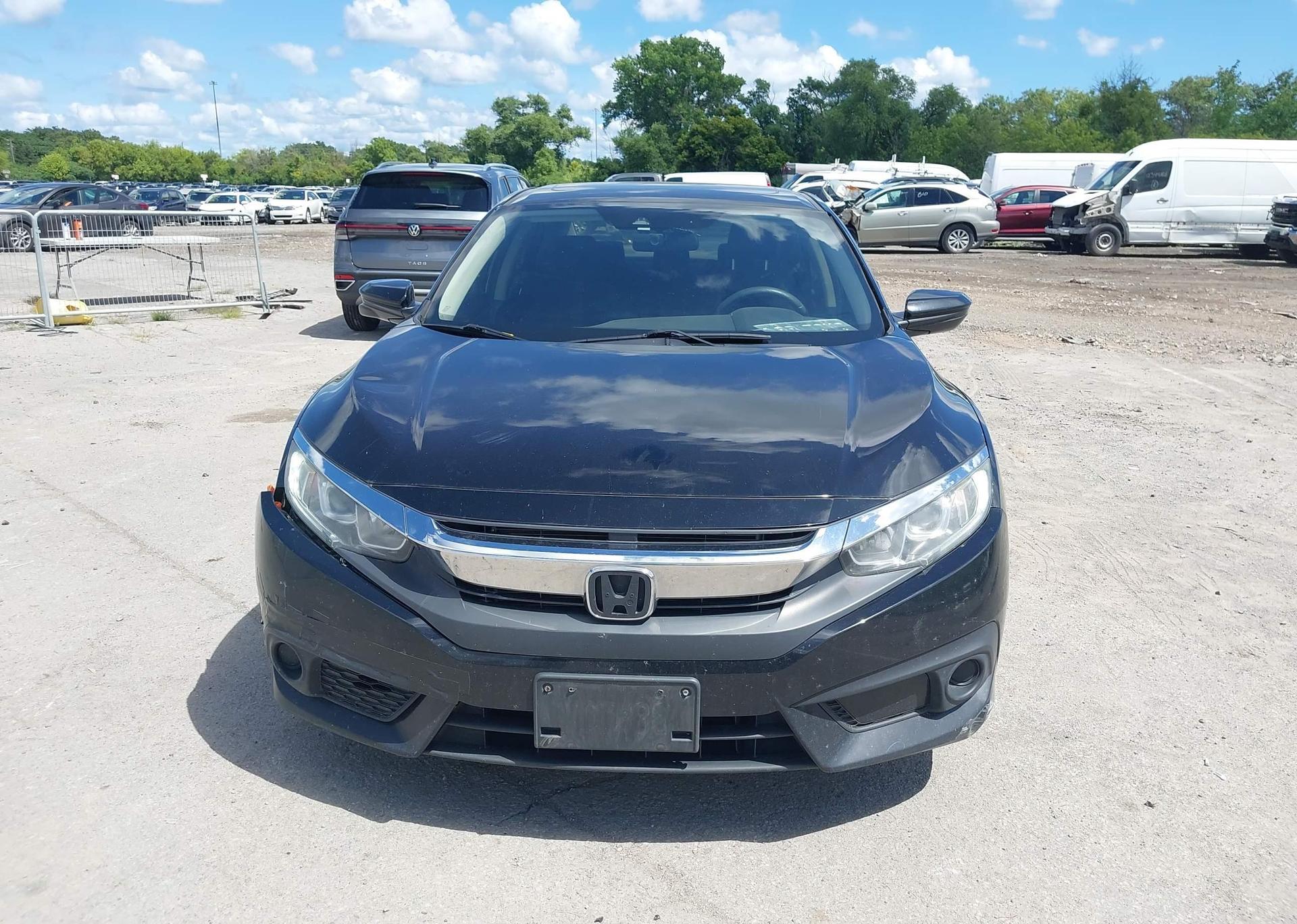 2018 HONDA CIVIC EX