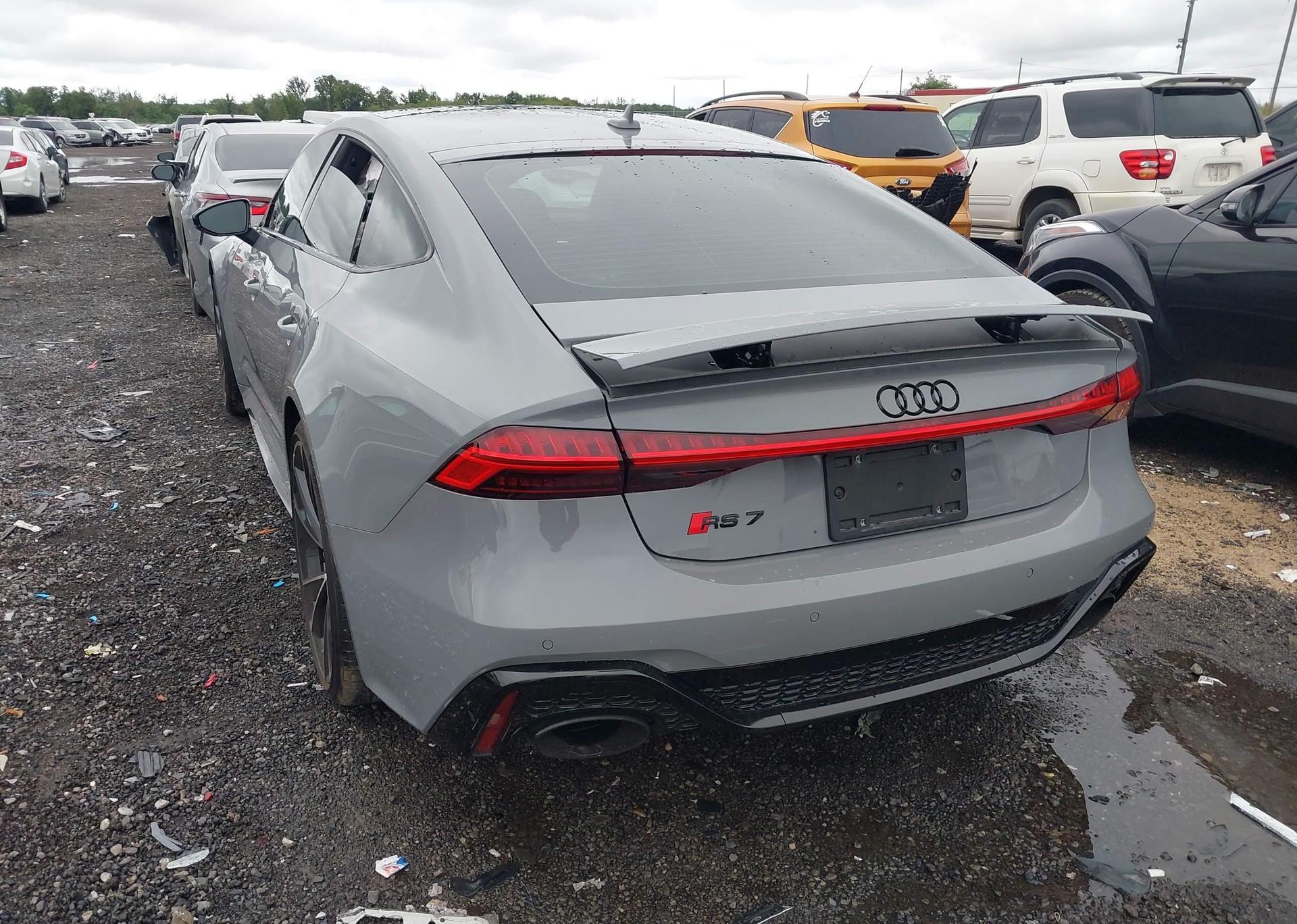 2023 AUDI RS7