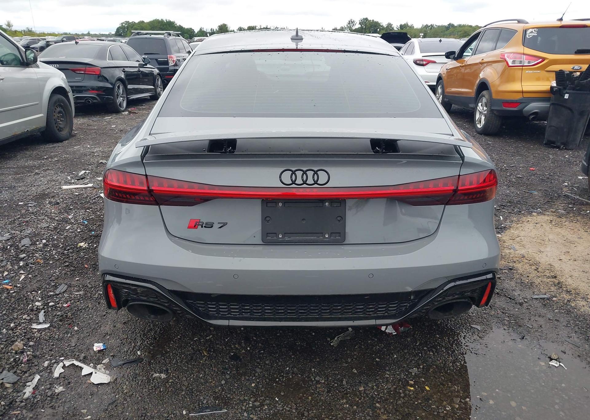 2023 AUDI RS7