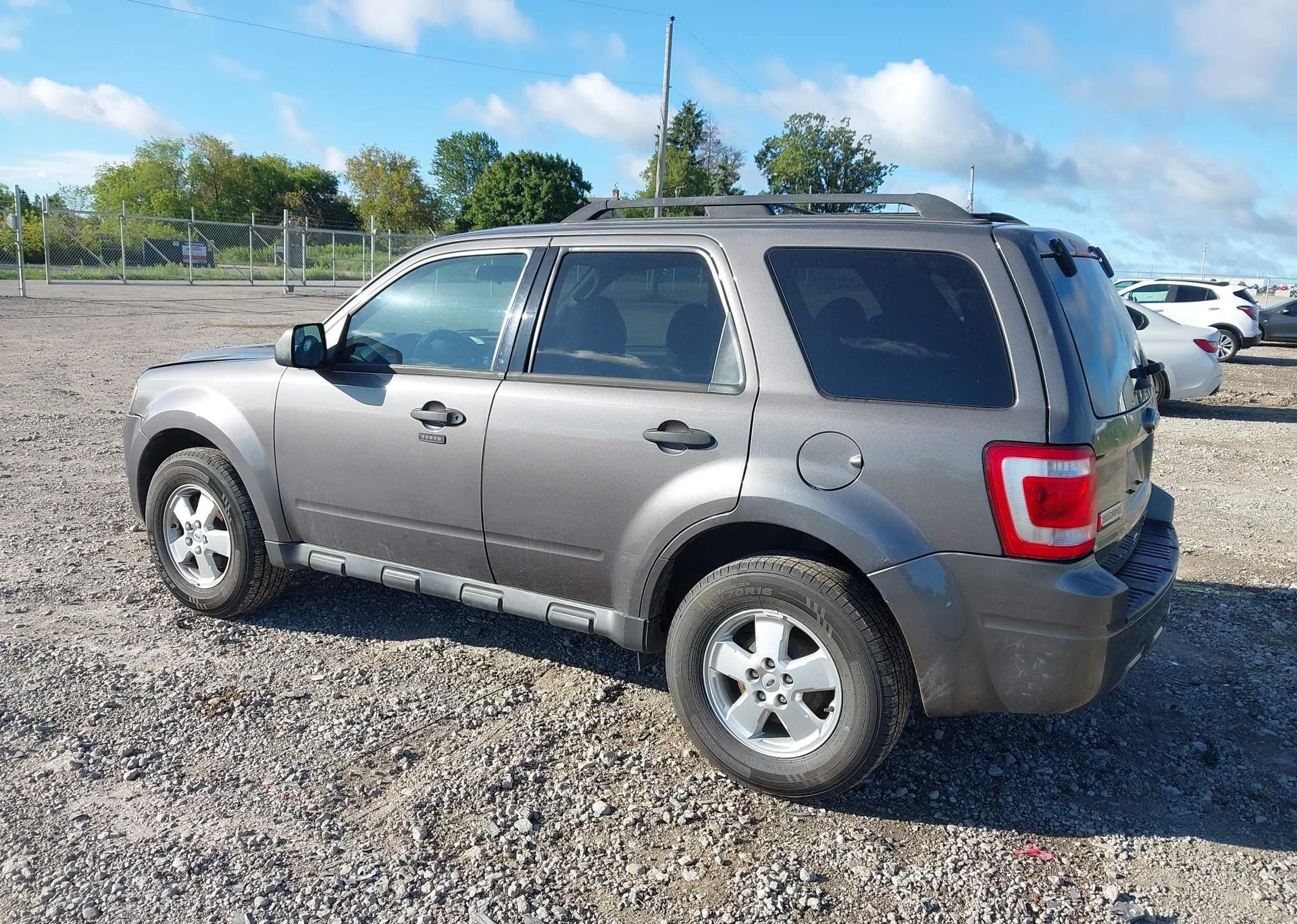 2012 FORD ESCAPE XLT