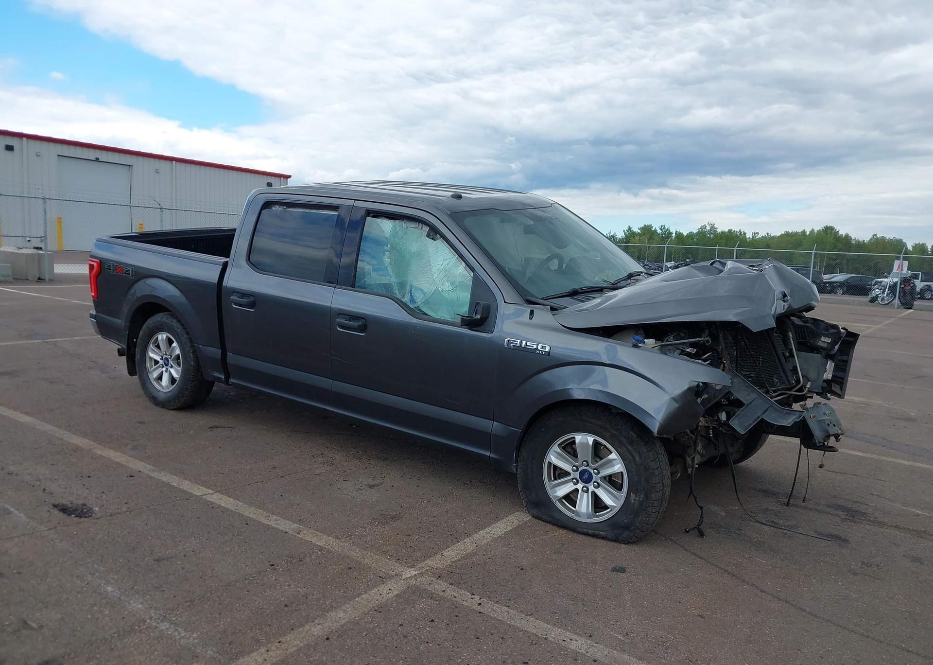 2017 FORD F-150 XLT