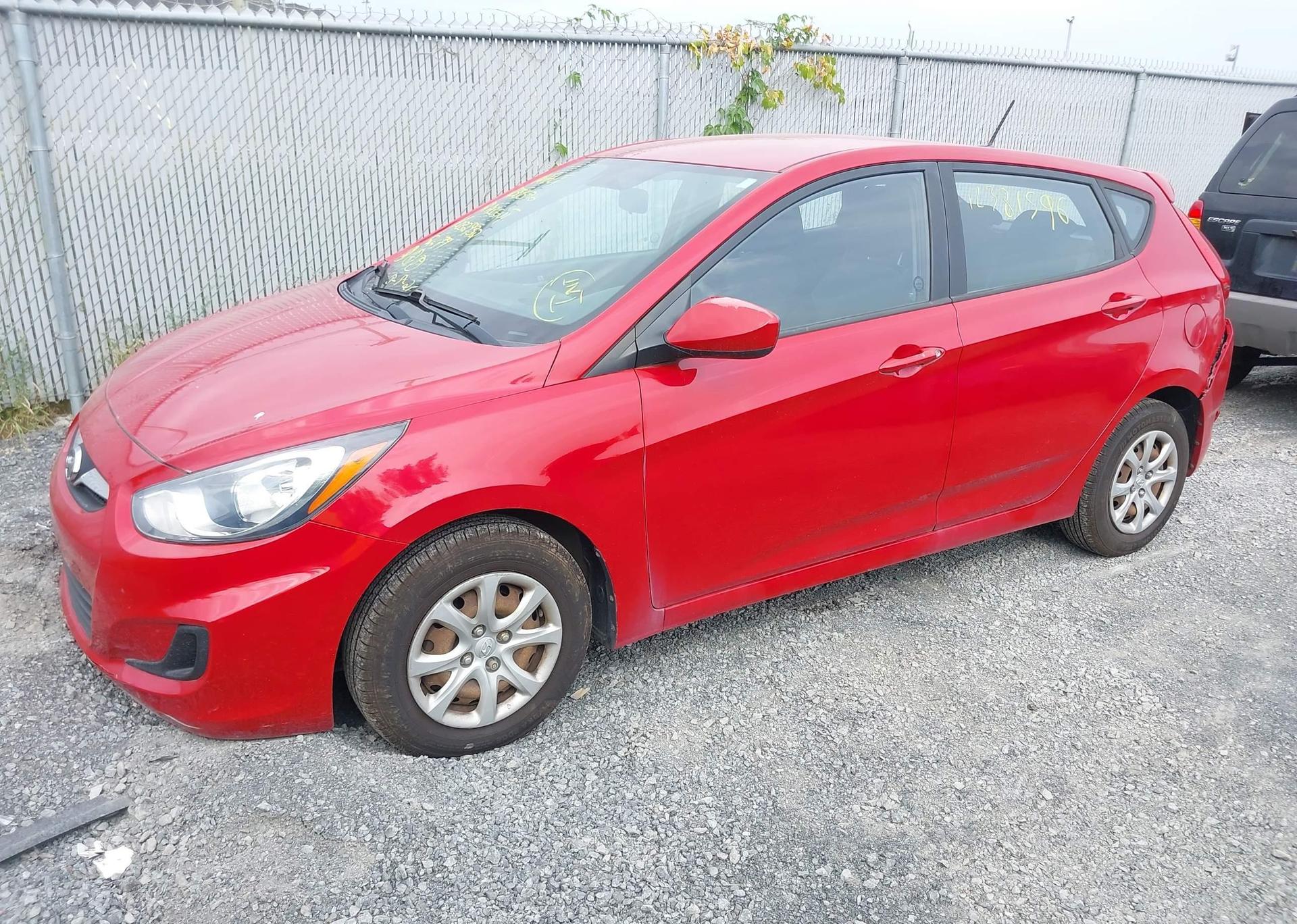 2012 HYUNDAI ACCENT GLS