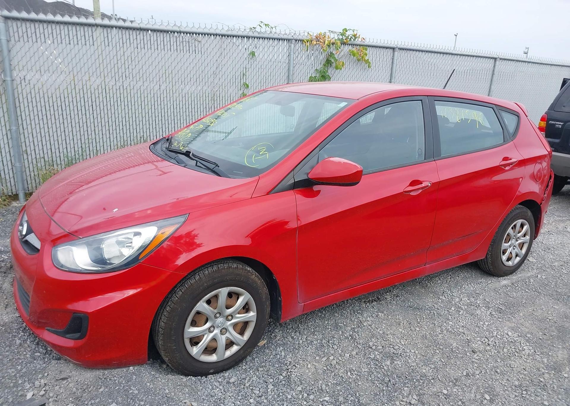 2012 HYUNDAI ACCENT GLS