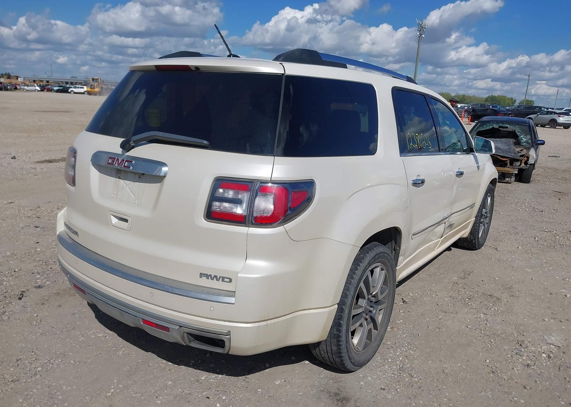 2014 GMC ACADIA DENALI