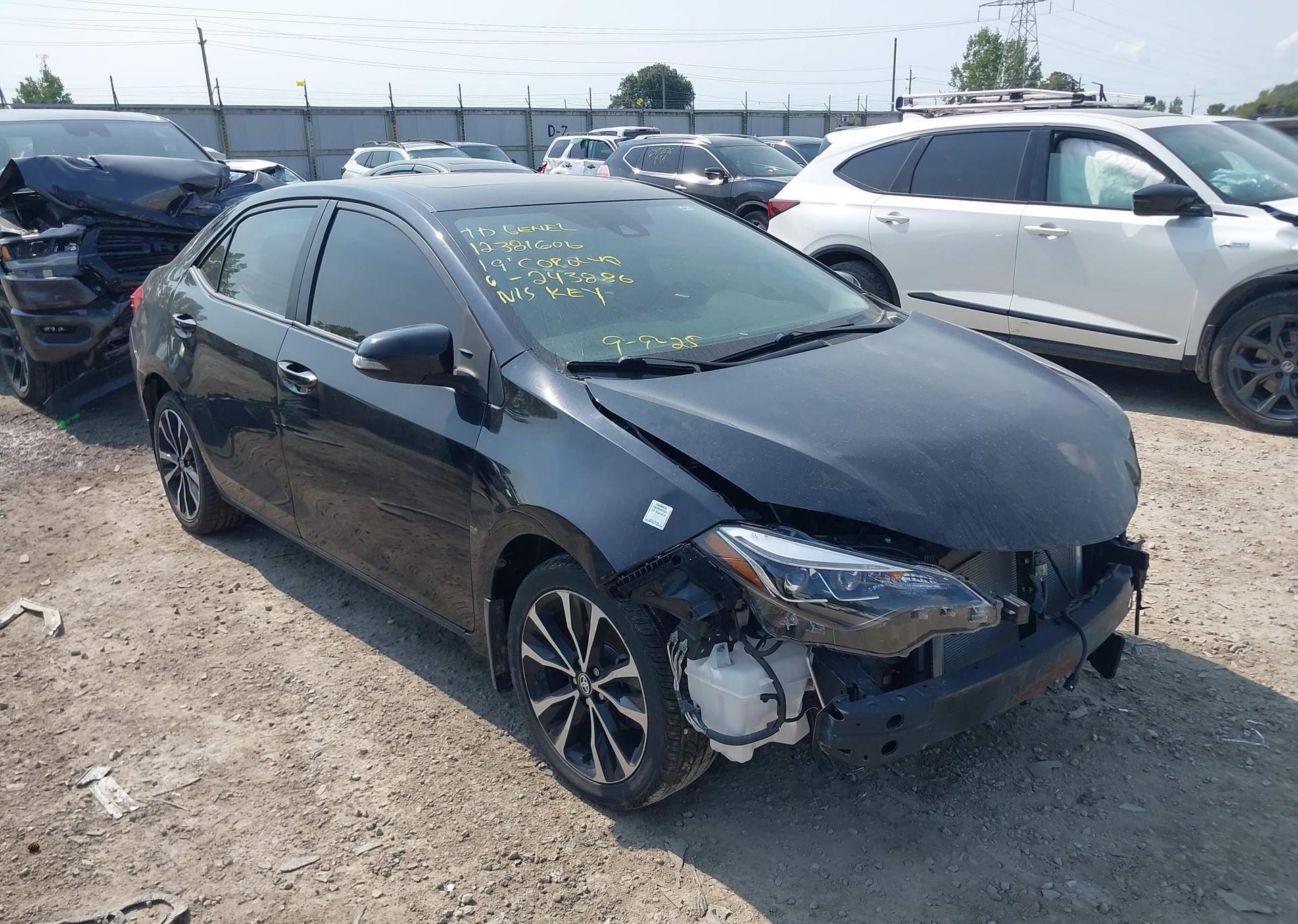 2019 TOYOTA COROLLA SE