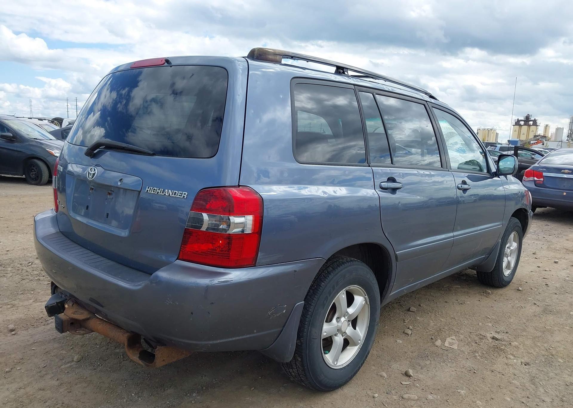 2005 TOYOTA HIGHLANDER V6