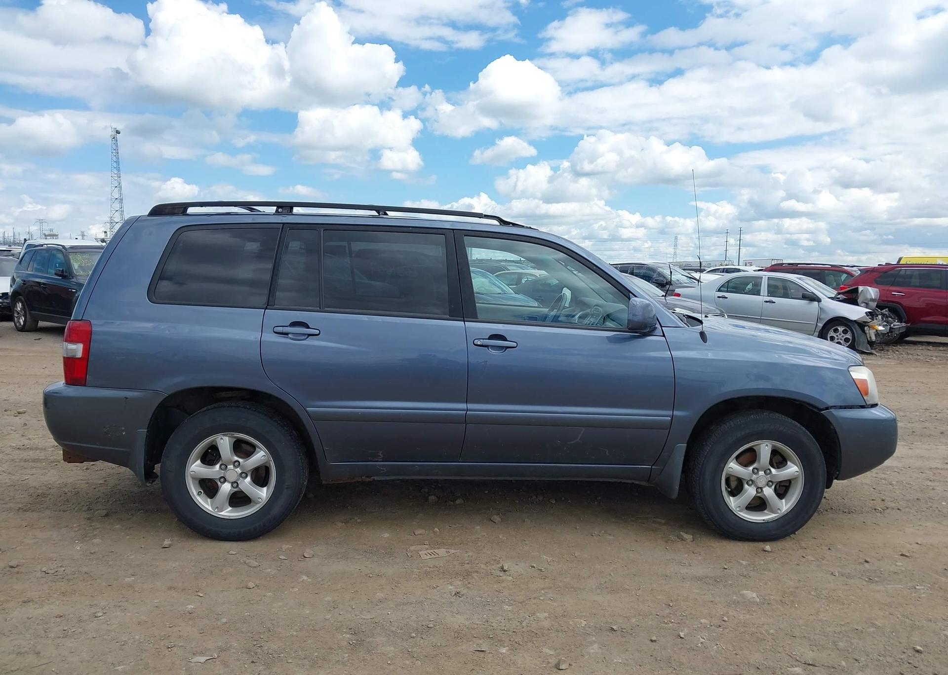 2005 TOYOTA HIGHLANDER V6
