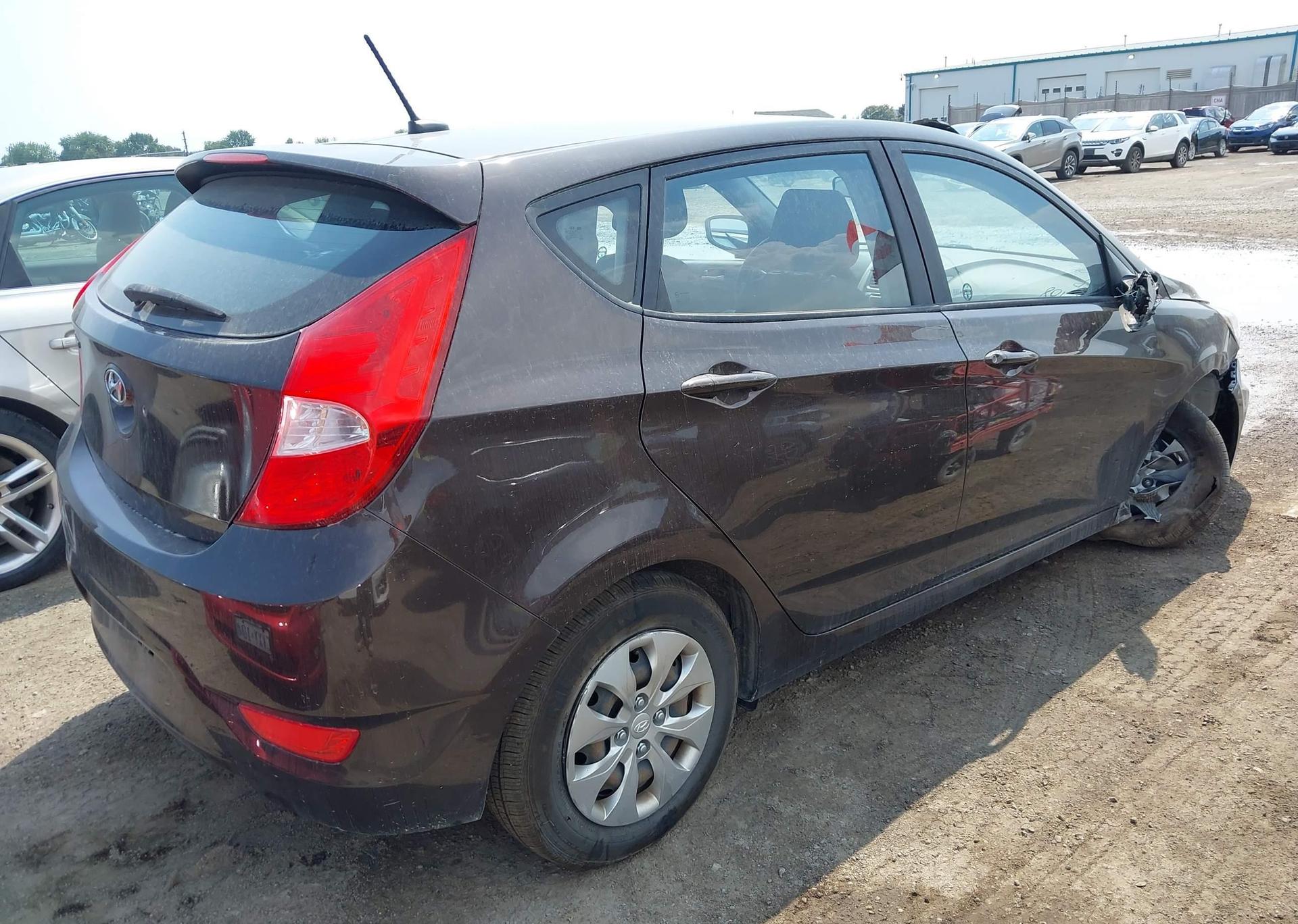 2015 HYUNDAI ACCENT GS