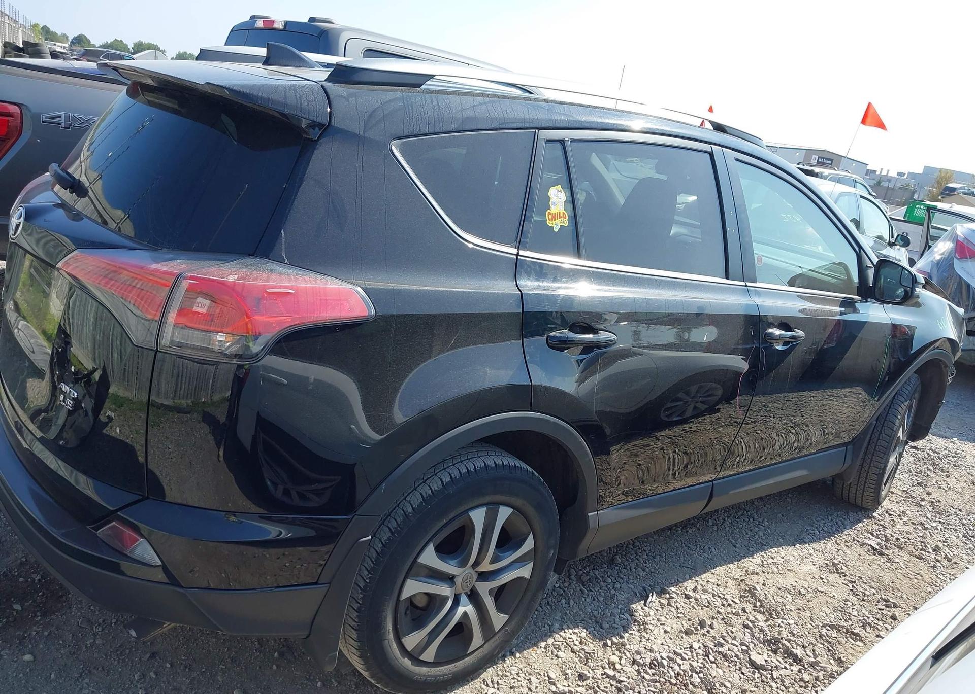 2017 TOYOTA RAV4 LE