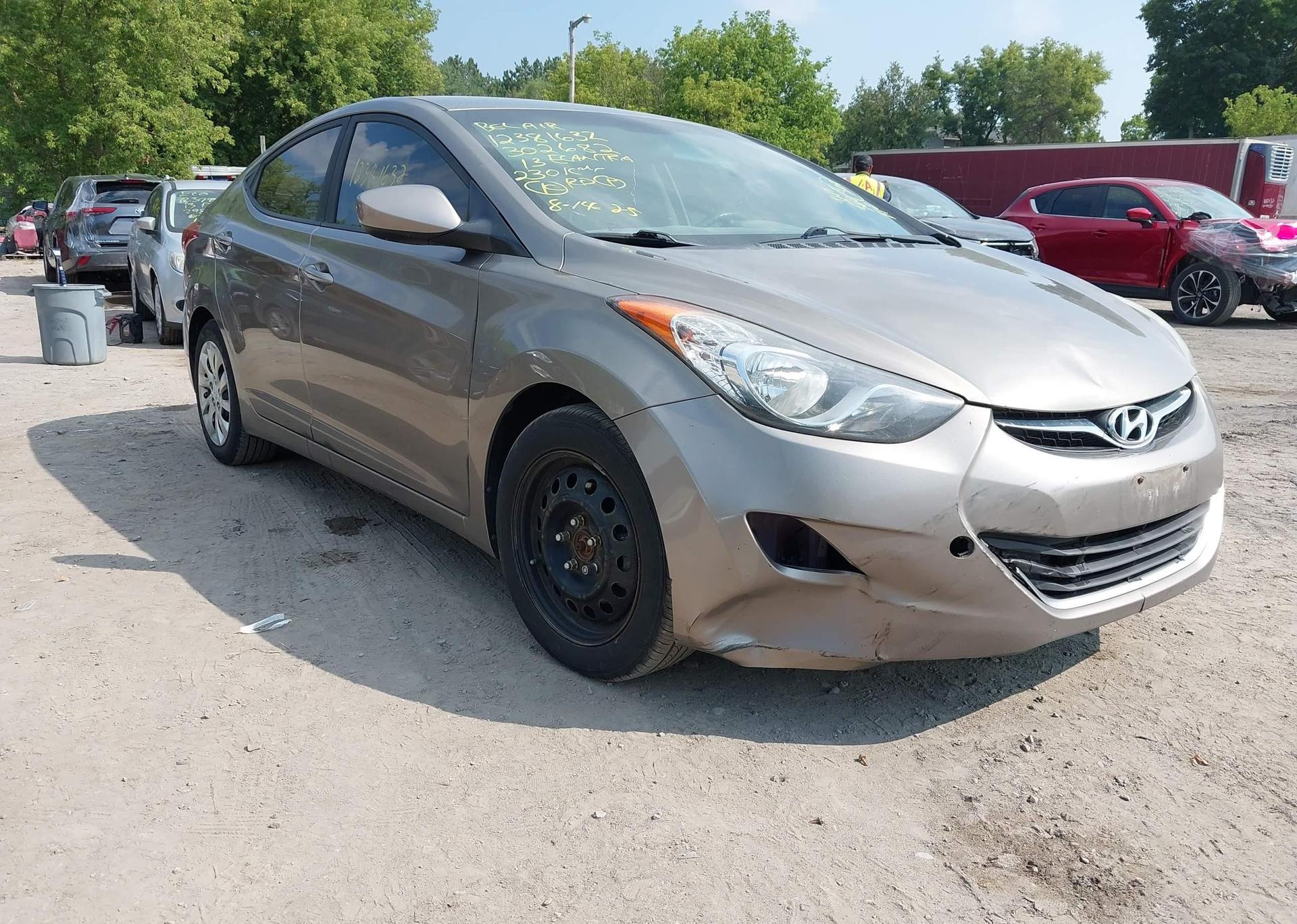 2013 HYUNDAI ELANTRA GLS