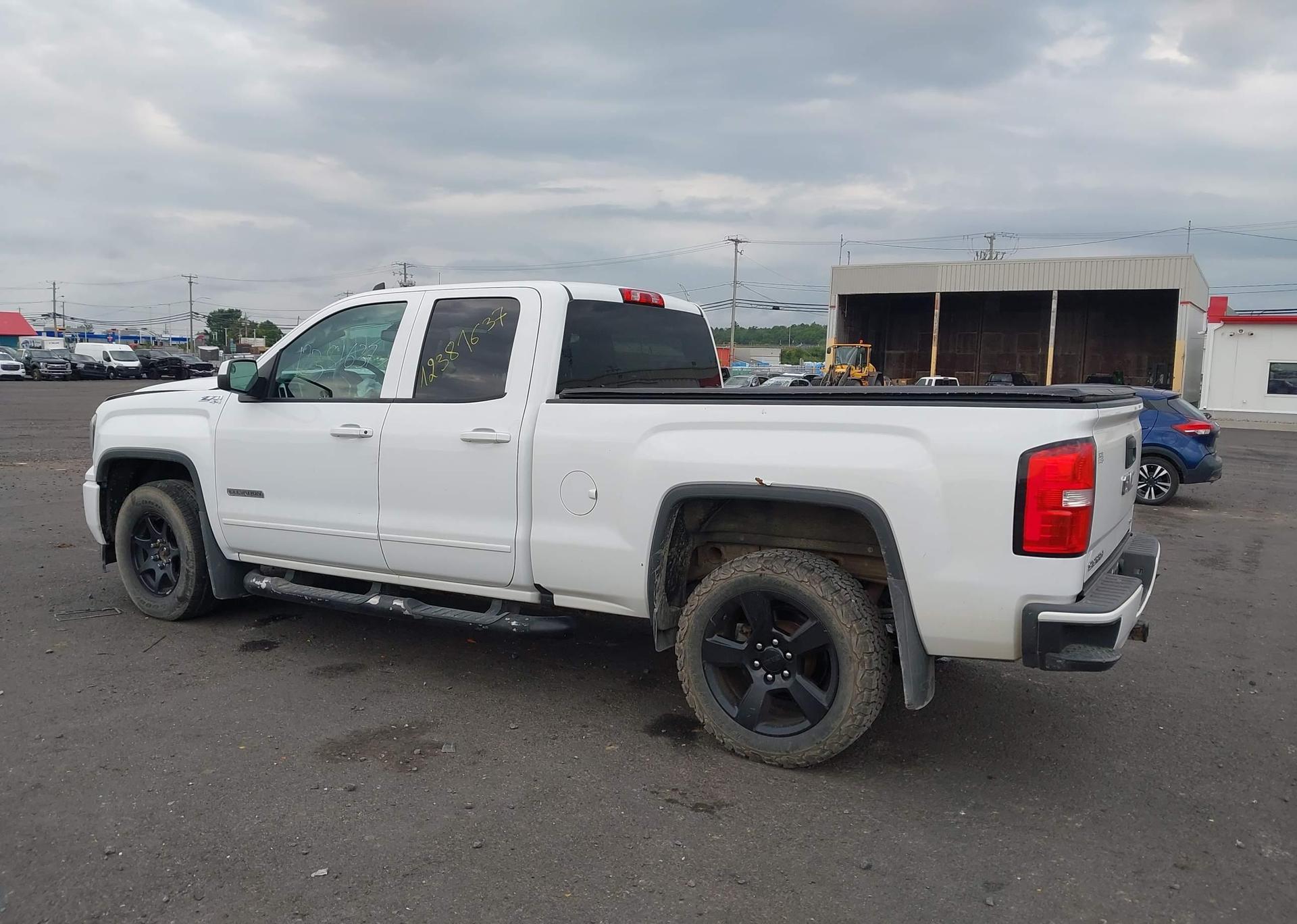 2018 GMC SIERRA 1500 SLE