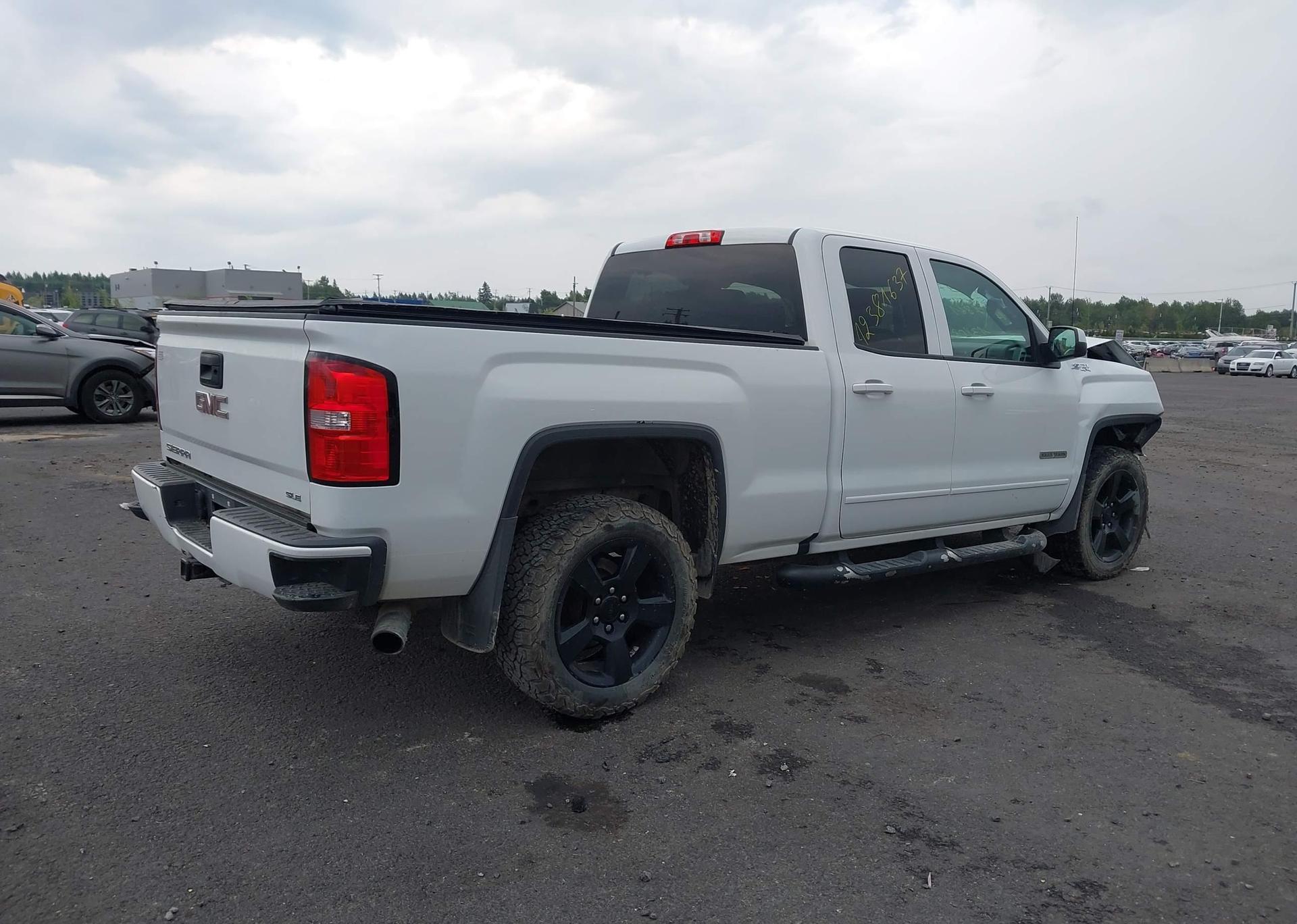 2018 GMC SIERRA 1500 SLE