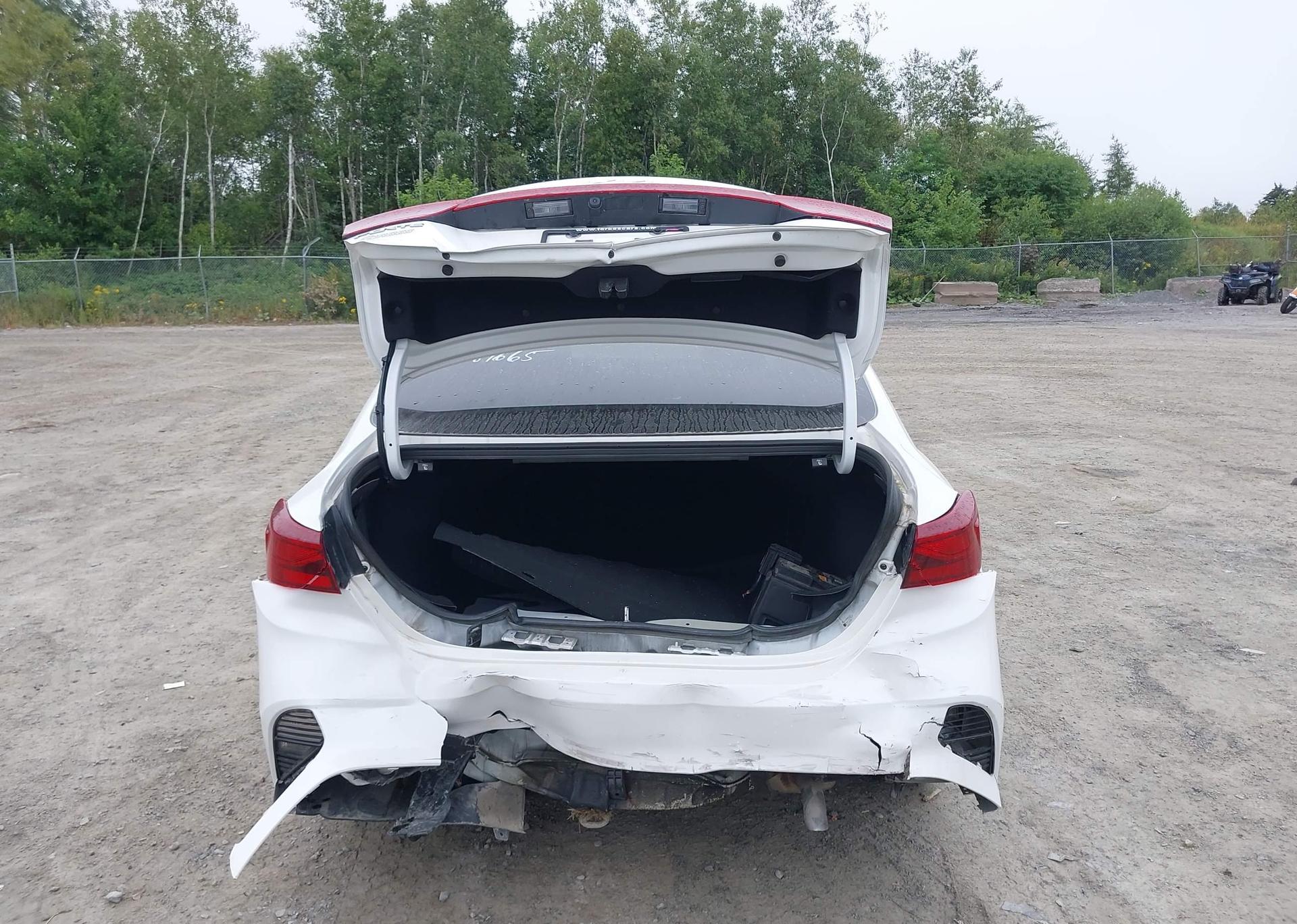 2023 KIA FORTE EX