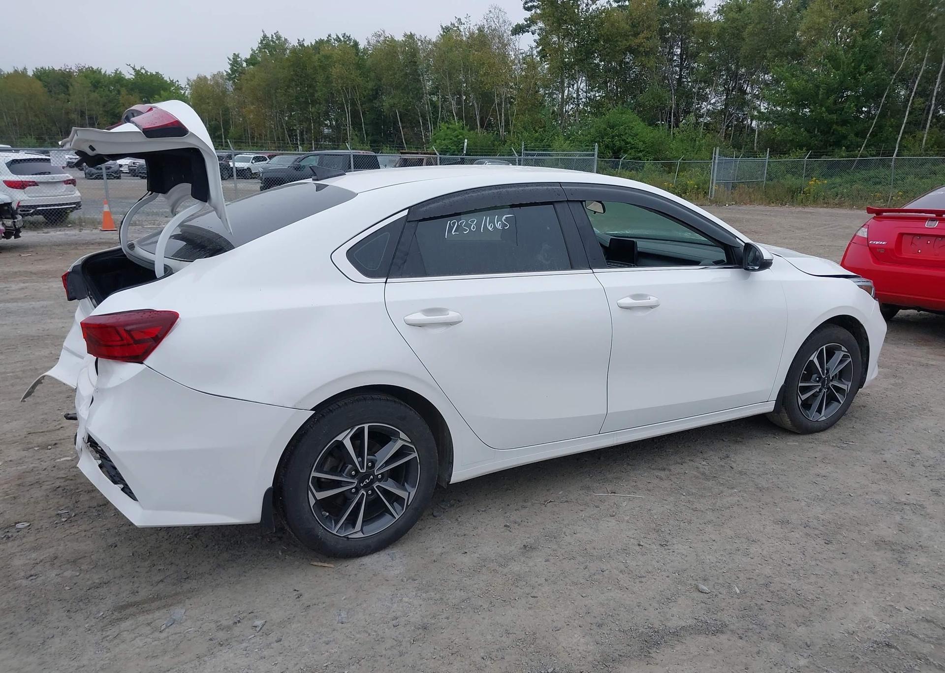 2023 KIA FORTE EX