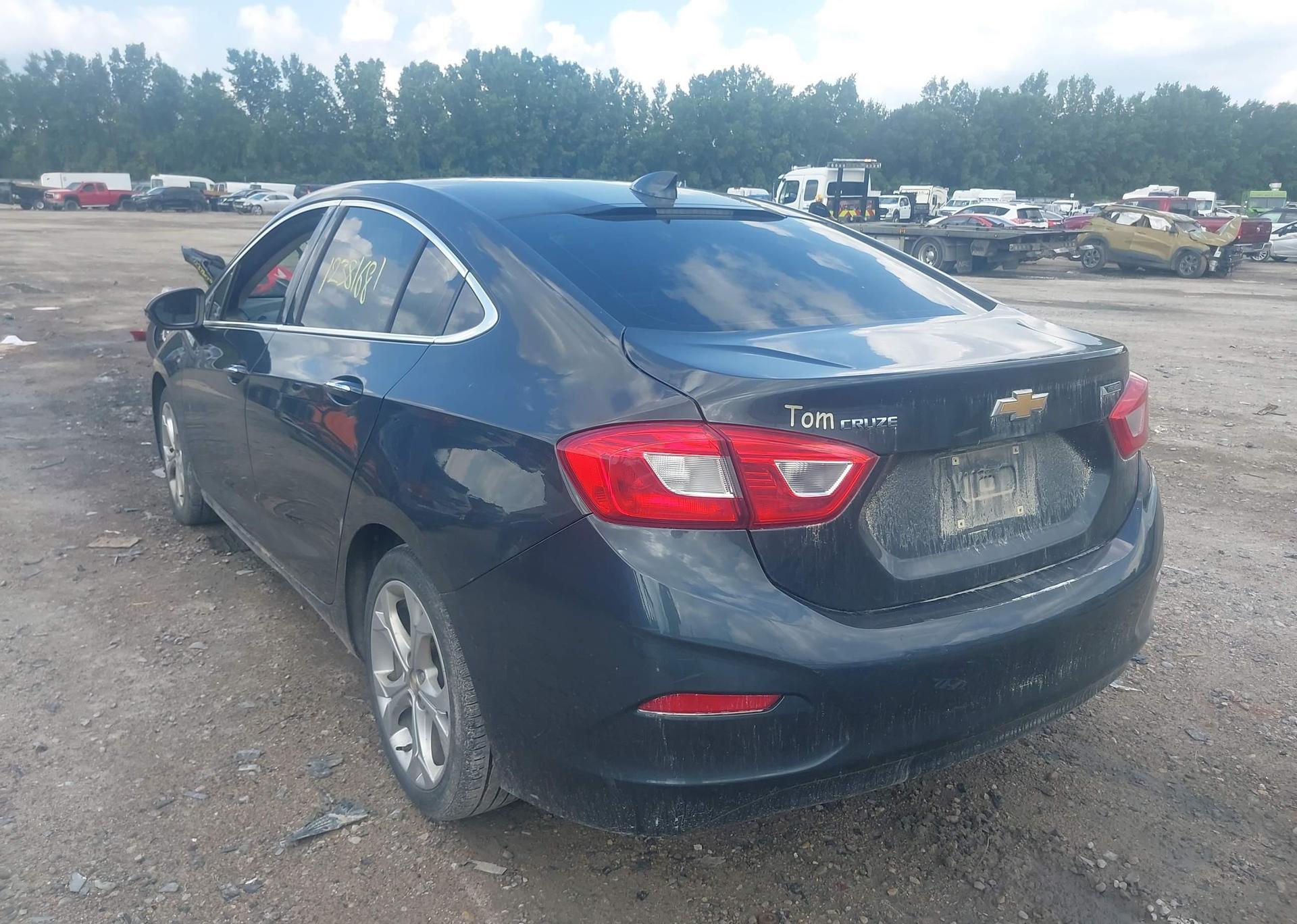 2018 CHEVROLET CRUZE PREMIER