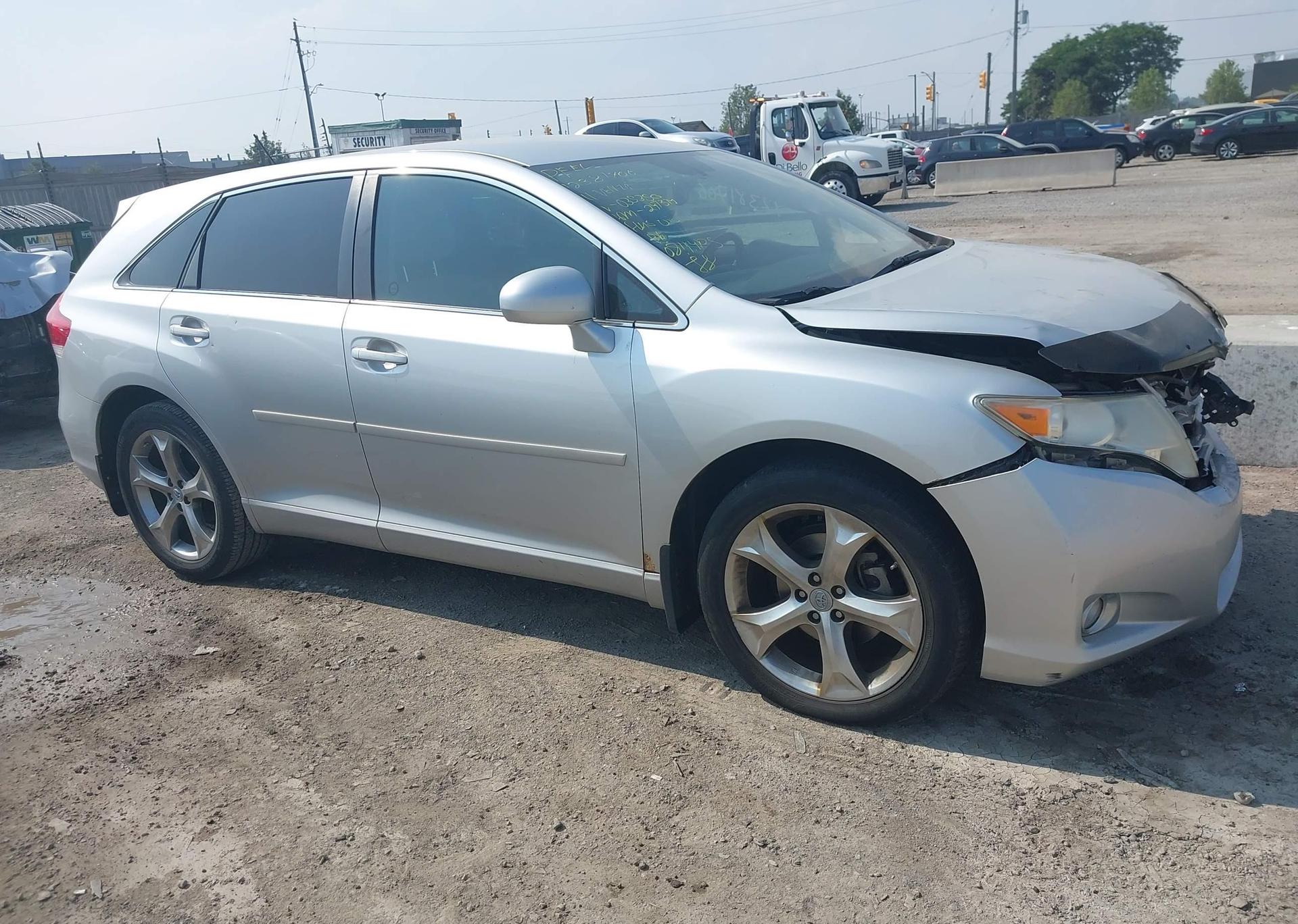 2011 TOYOTA VENZA