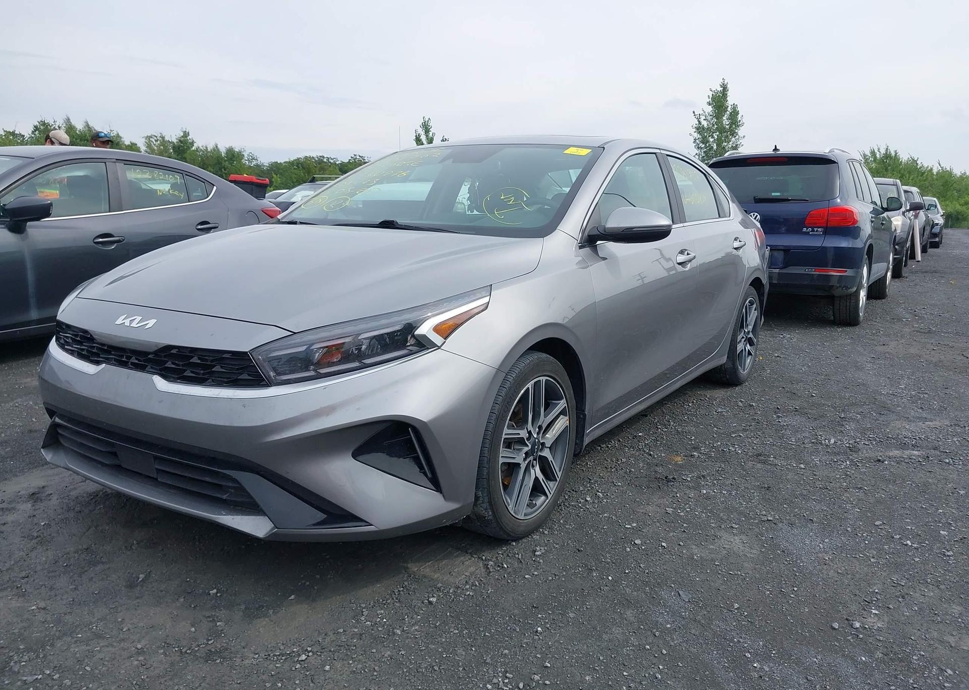 2023 KIA FORTE EX