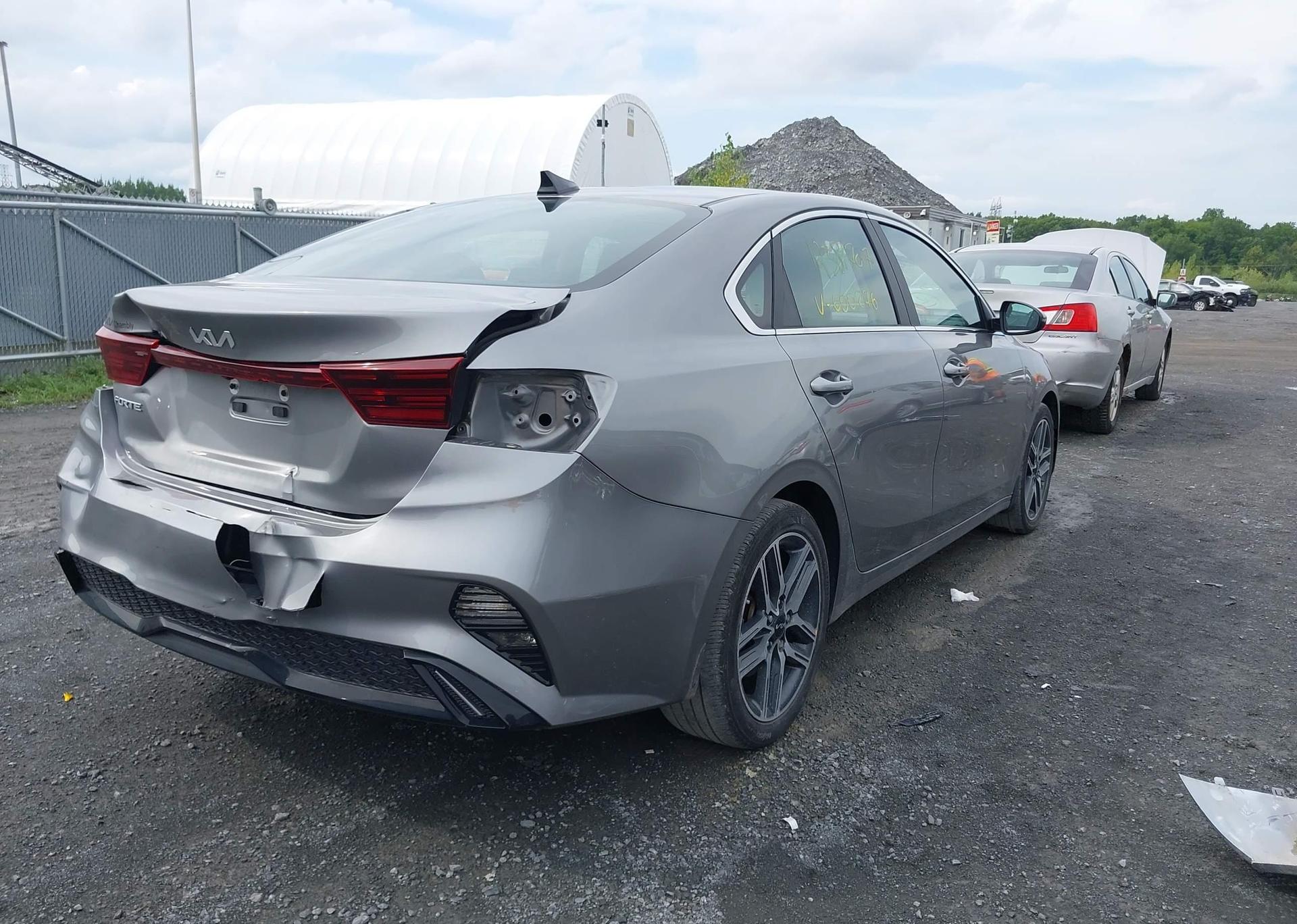 2023 KIA FORTE EX