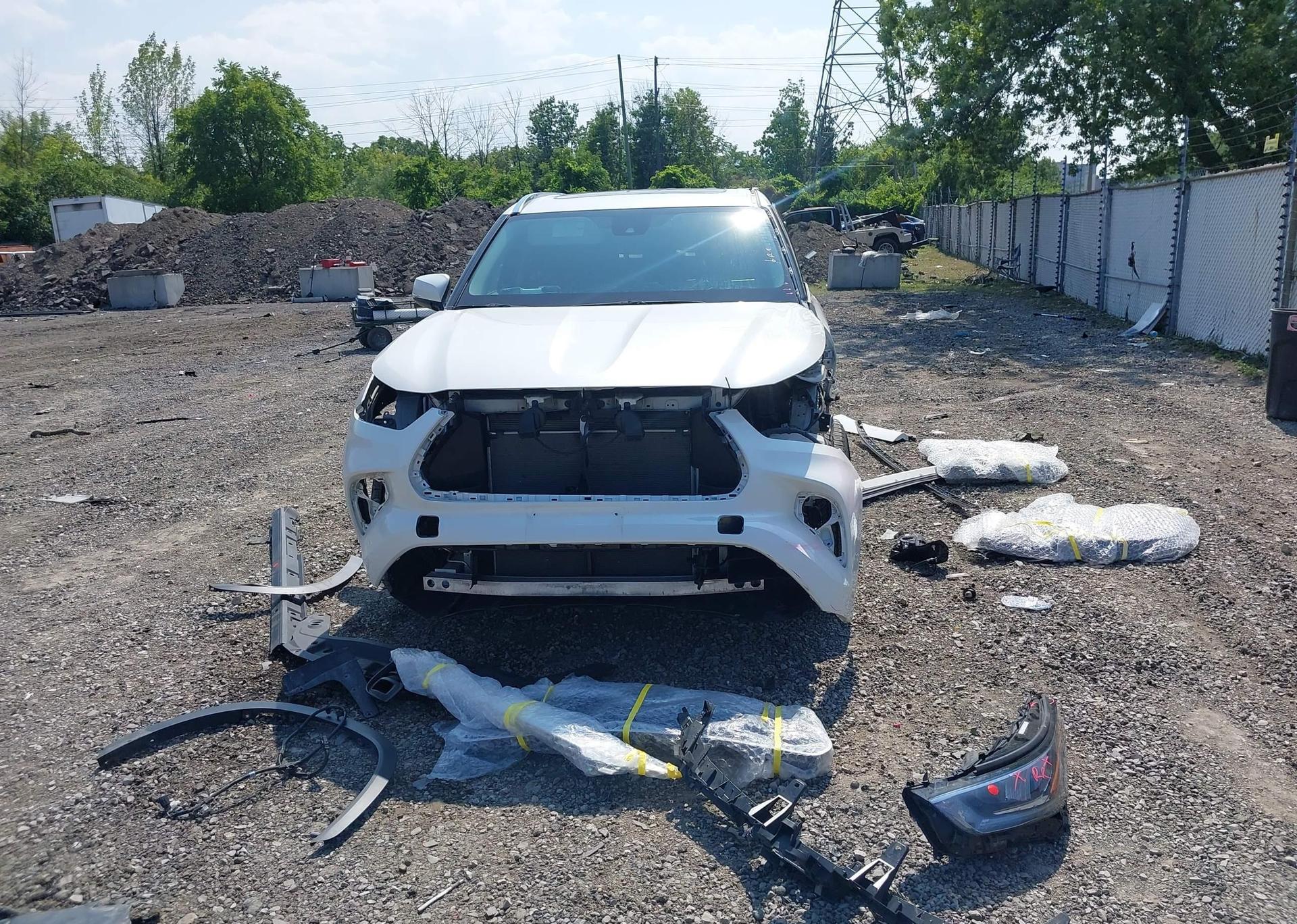 2021 TOYOTA highlander xle