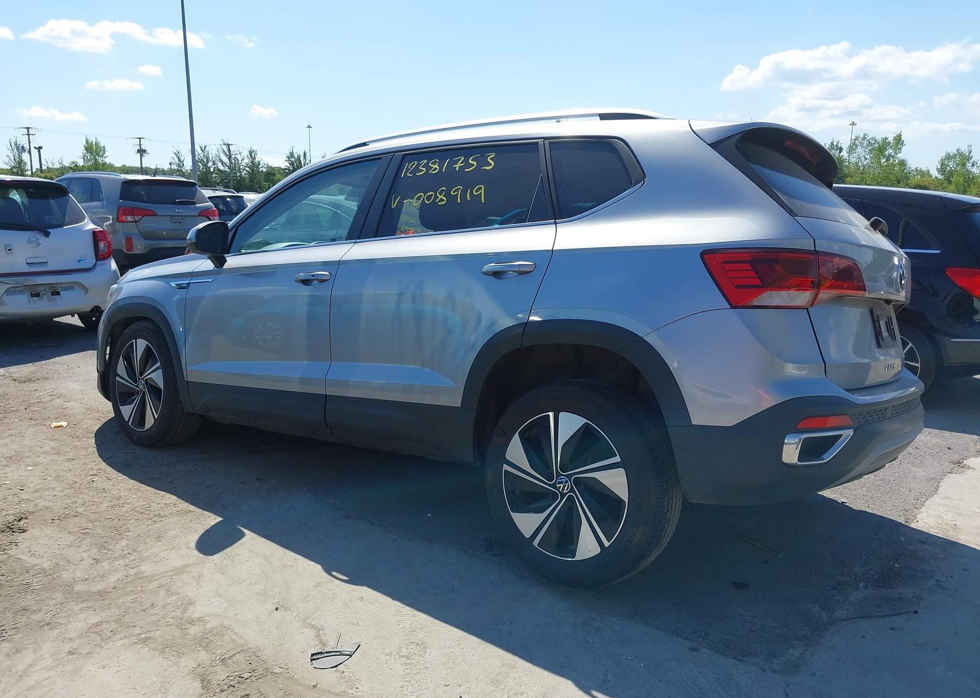 2024 VOLKSWAGEN TAOS COMFORTLINE