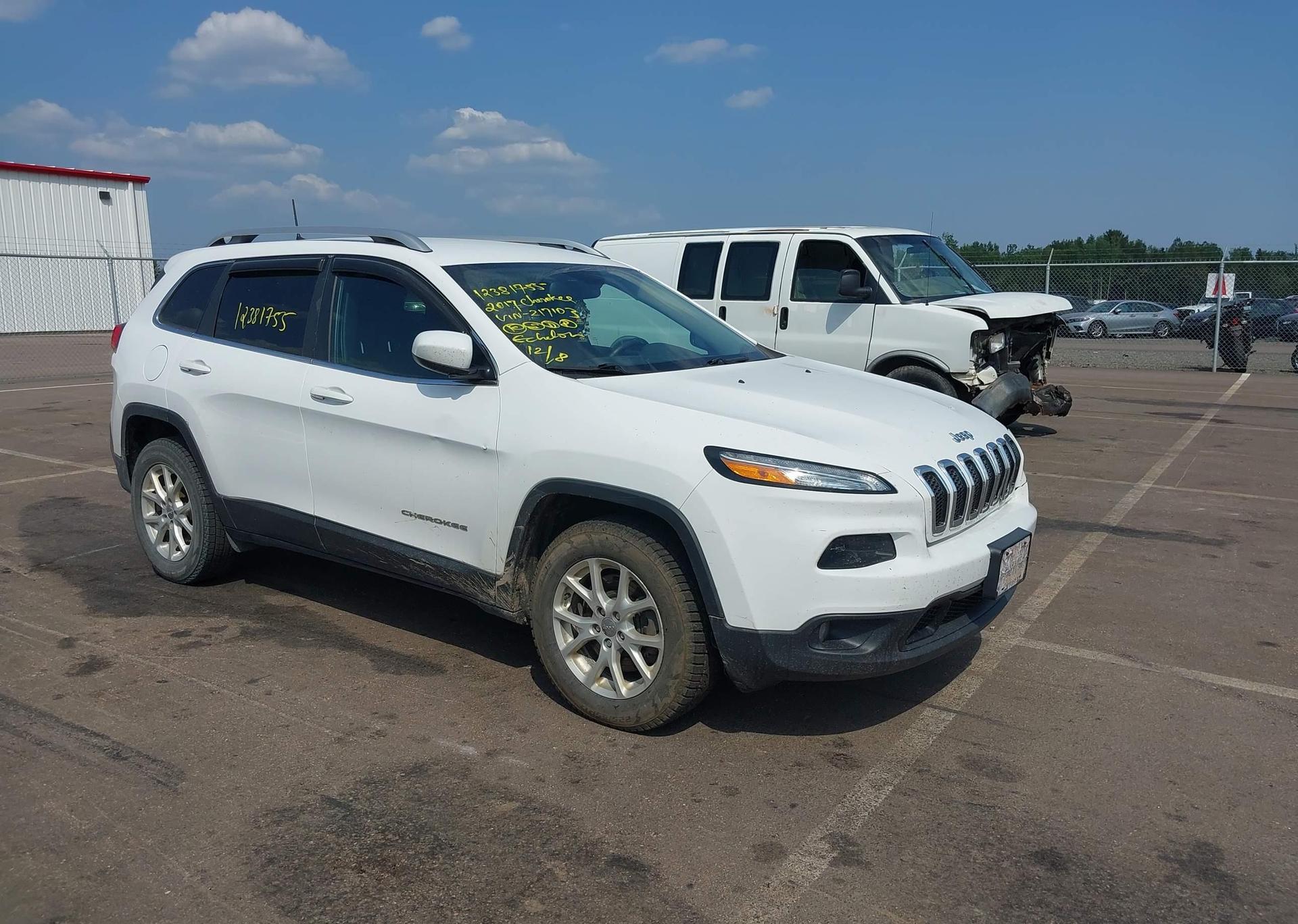 2017 JEEP CHEROKEE LATITUDE