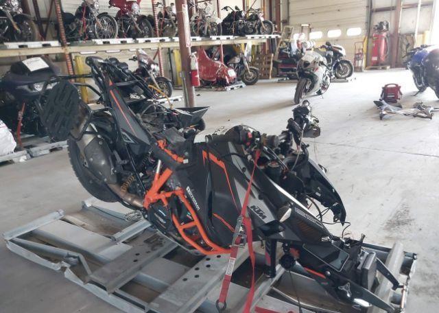 2020 KTM 1290 SUPER ADVENTURE R