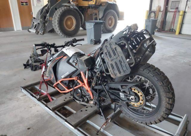 2020 KTM 1290 SUPER ADVENTURE R