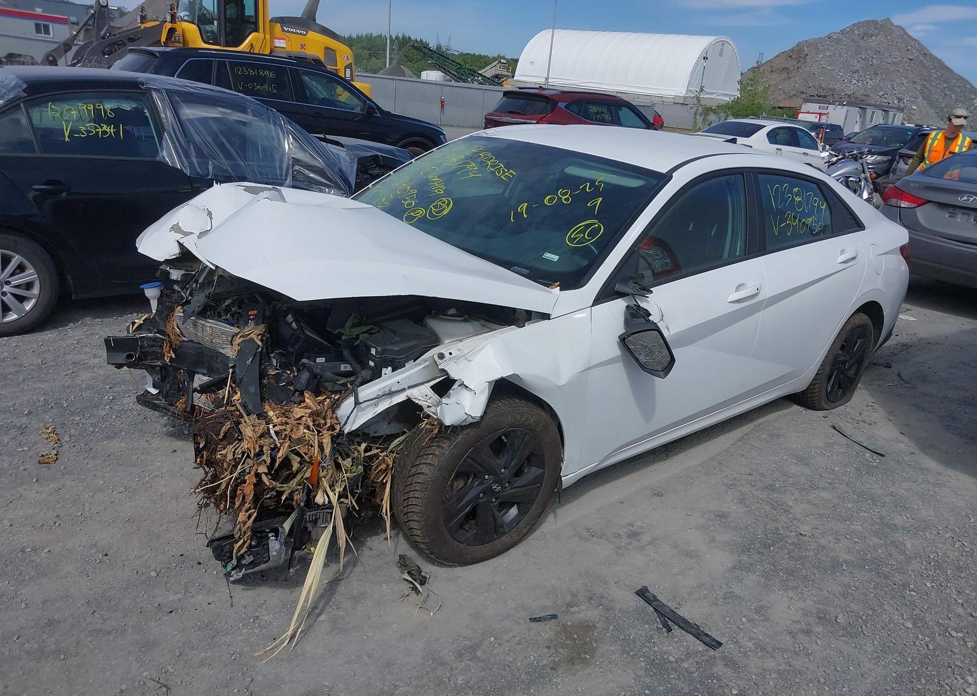 2022 HYUNDAI ELANTRA SEL