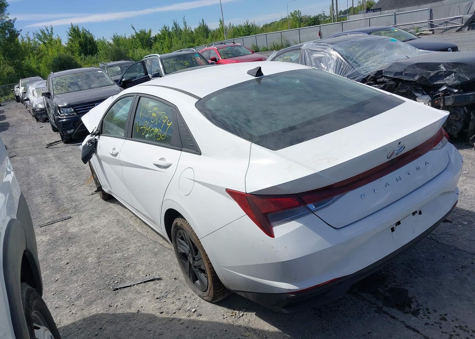 2022 HYUNDAI ELANTRA SEL
