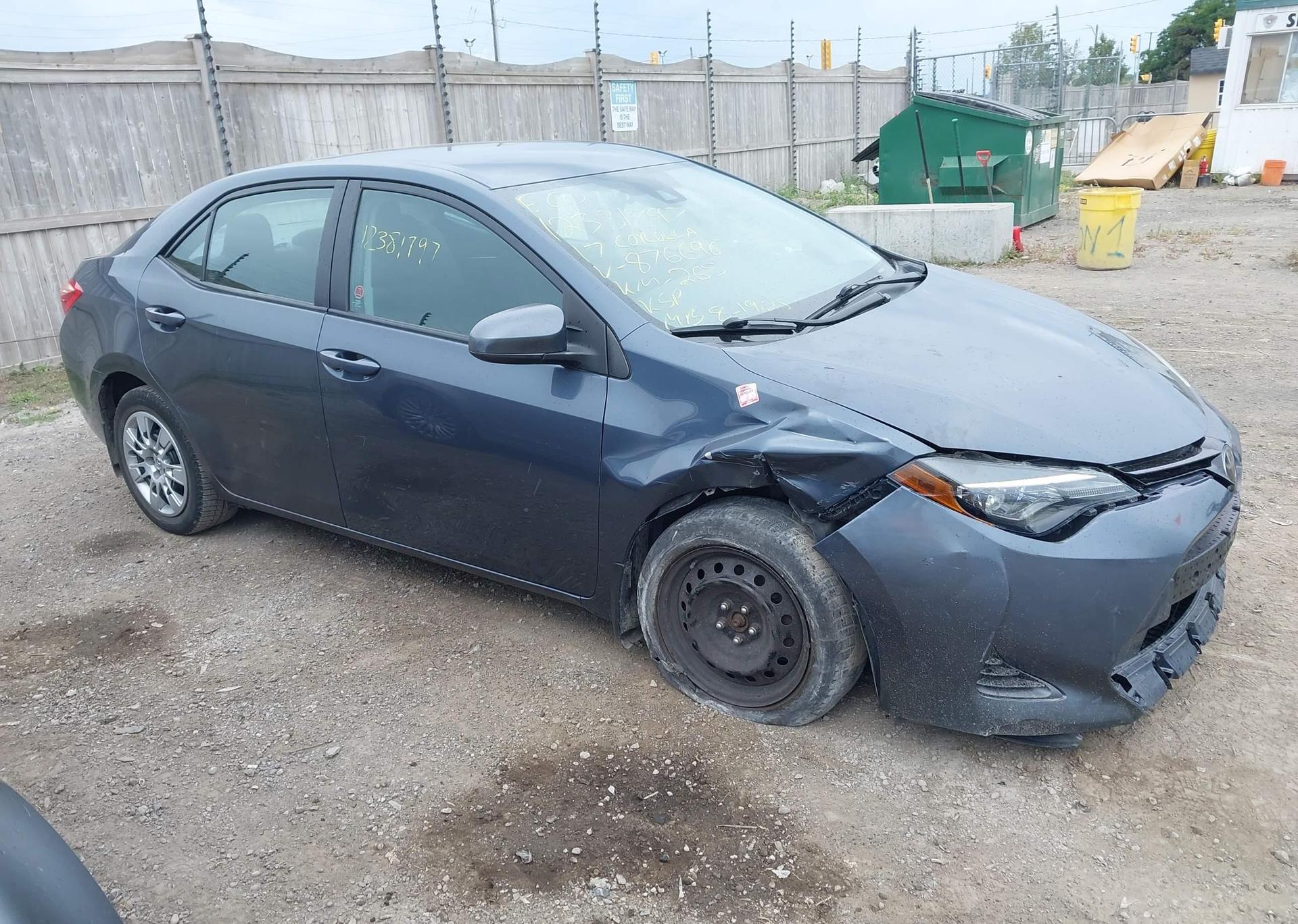 2017 TOYOTA COROLLA LE