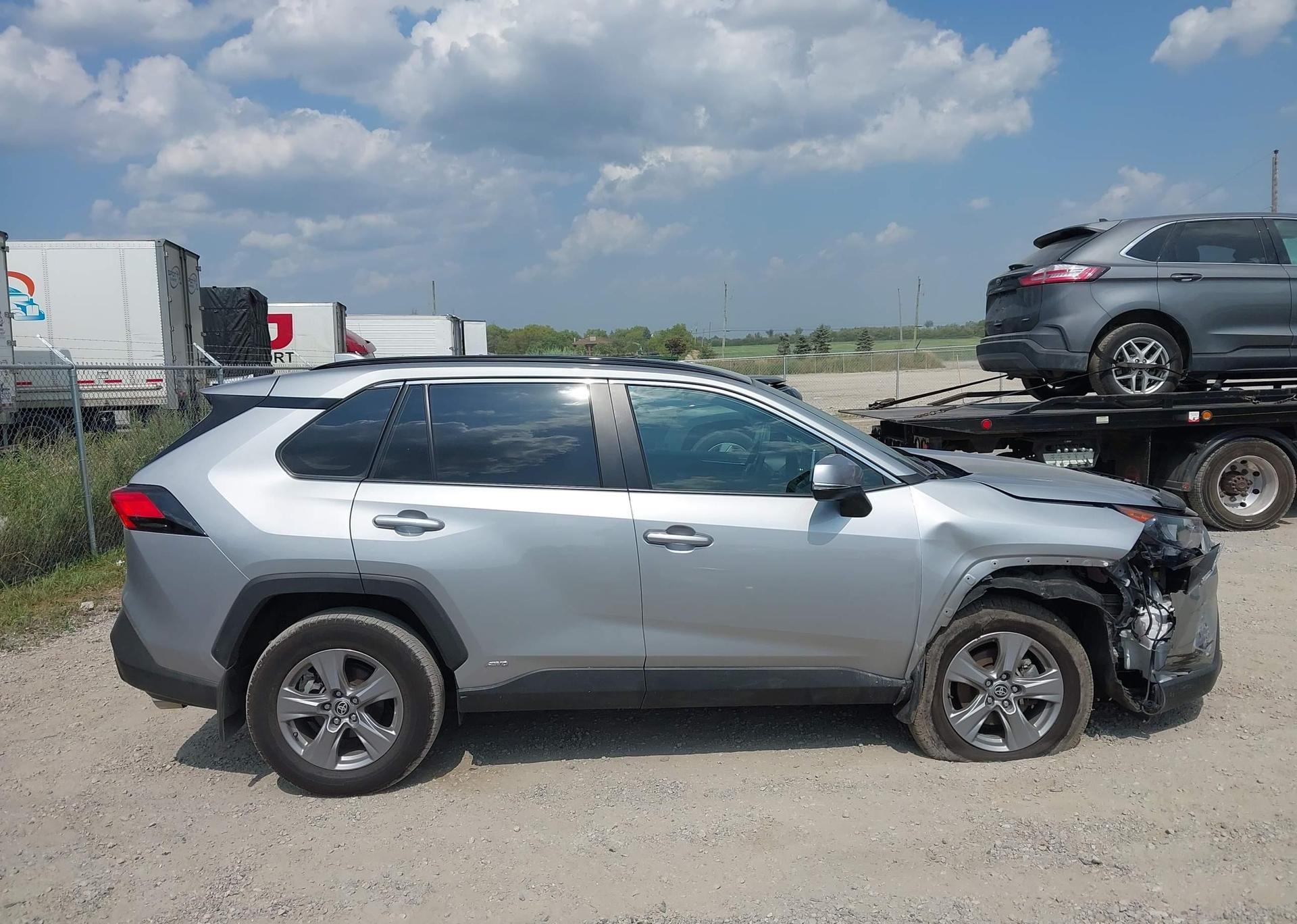 2024 TOYOTA RAV4 HYBRID LE