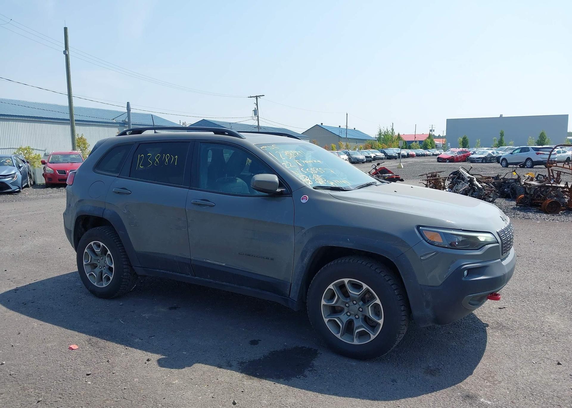 2022 JEEP CHEROKEE TRAILHAWK