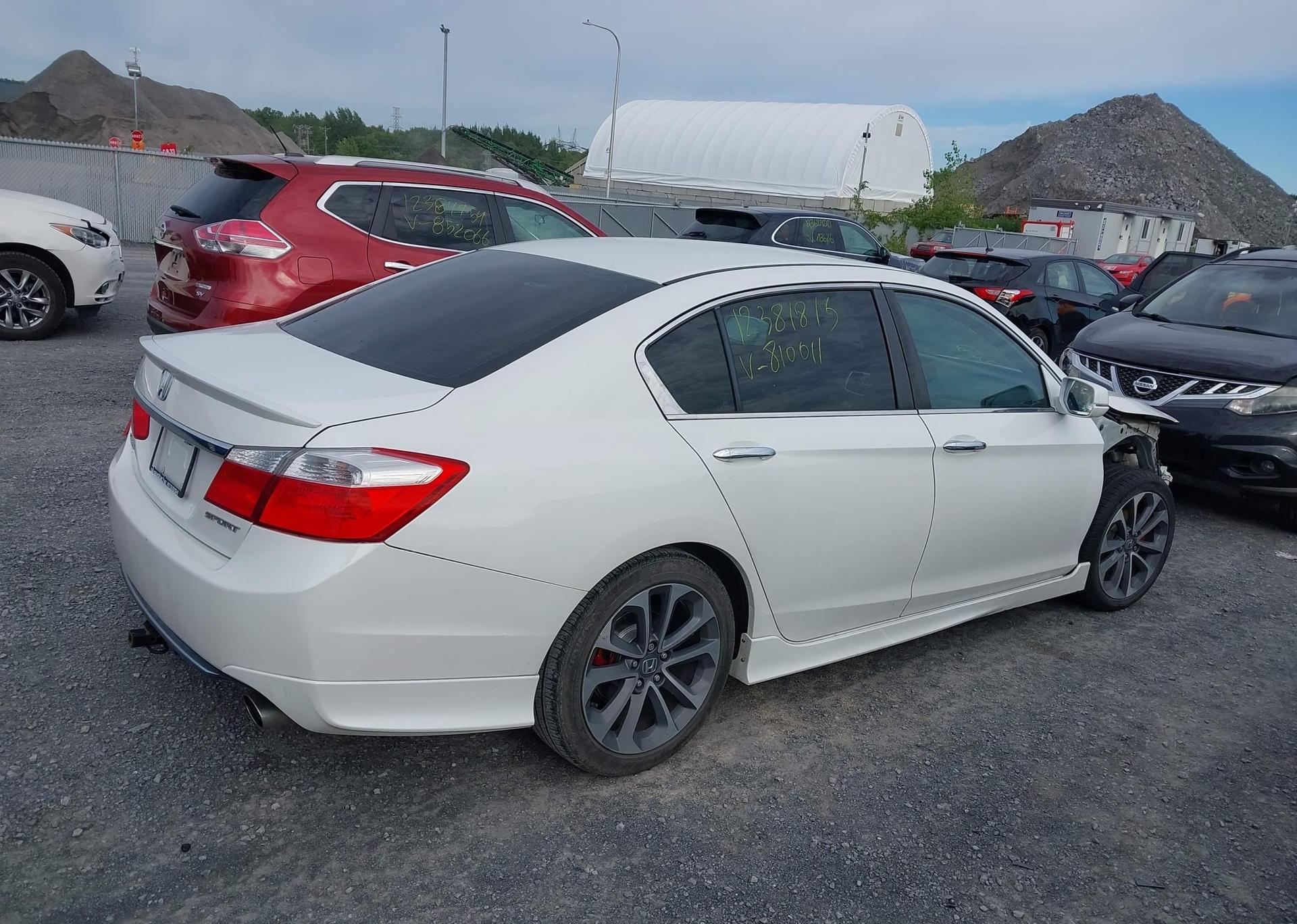 2015 HONDA ACCORD SPORT