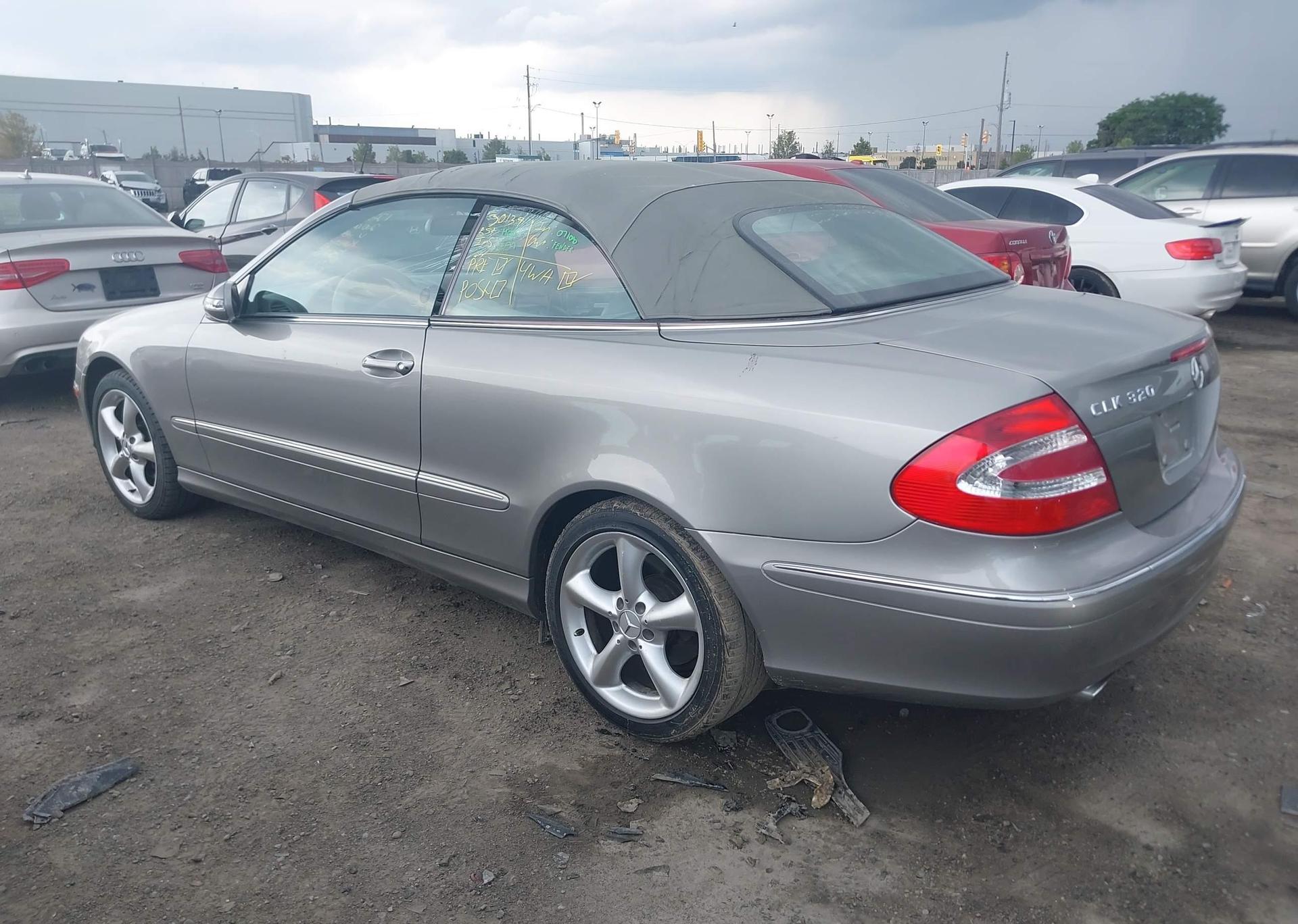 2005 MERCEDES-BENZ CLK 320