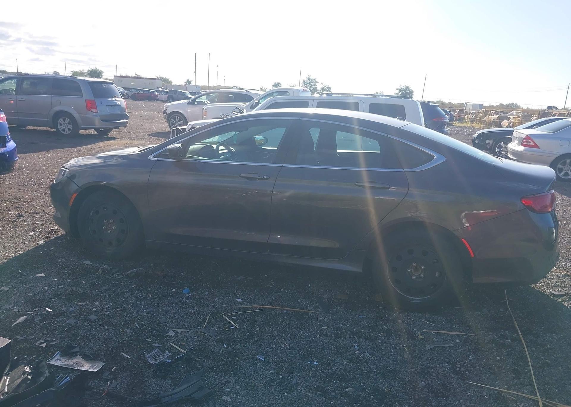 2015 CHRYSLER 200 LIMITED