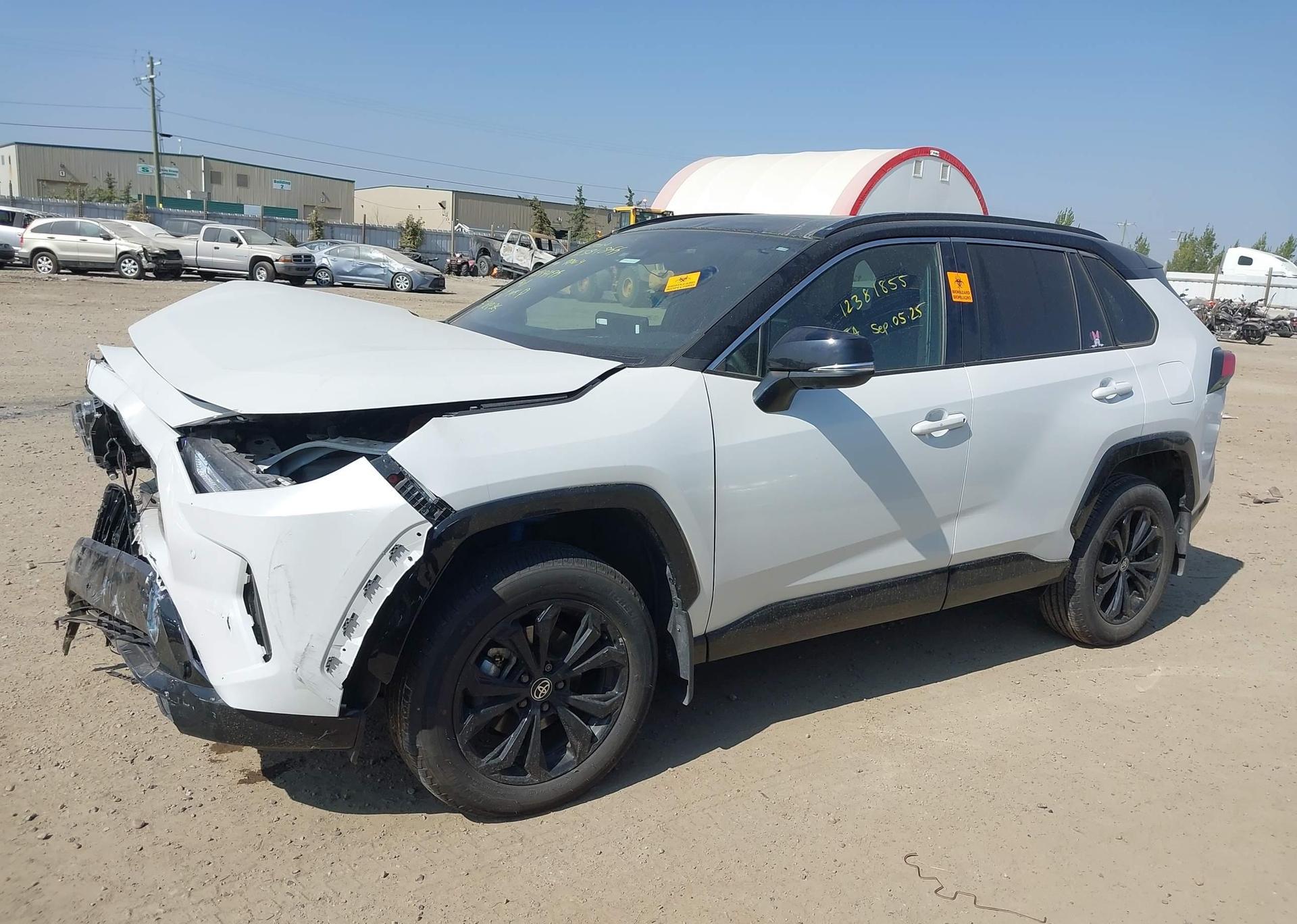2024 TOYOTA RAV4 HYBRID XSE