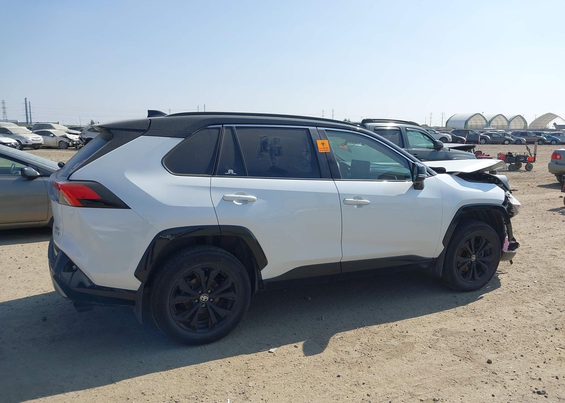 2024 TOYOTA RAV4 HYBRID XSE