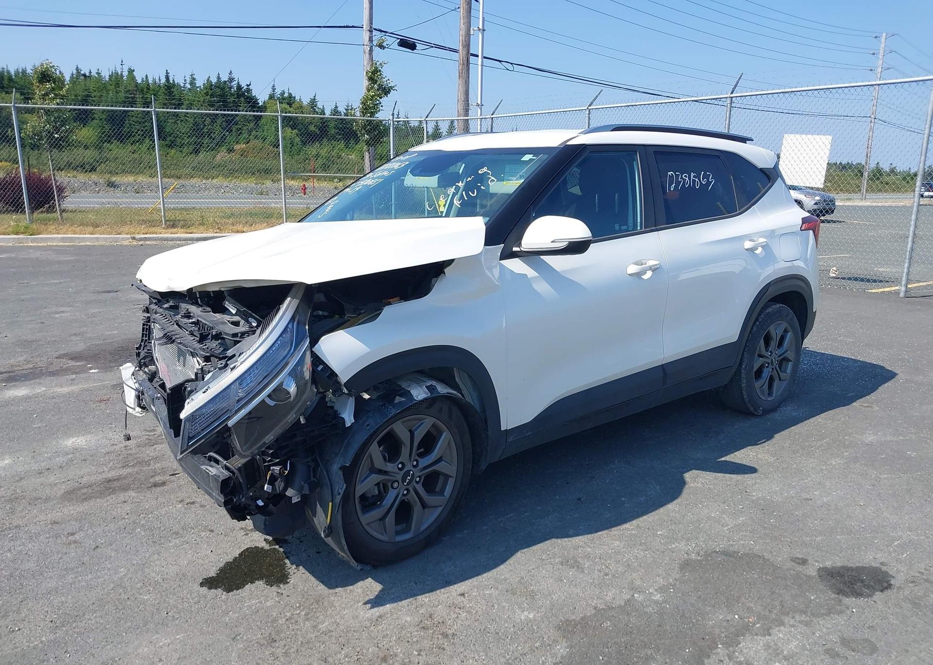 2024 KIA SELTOS LX