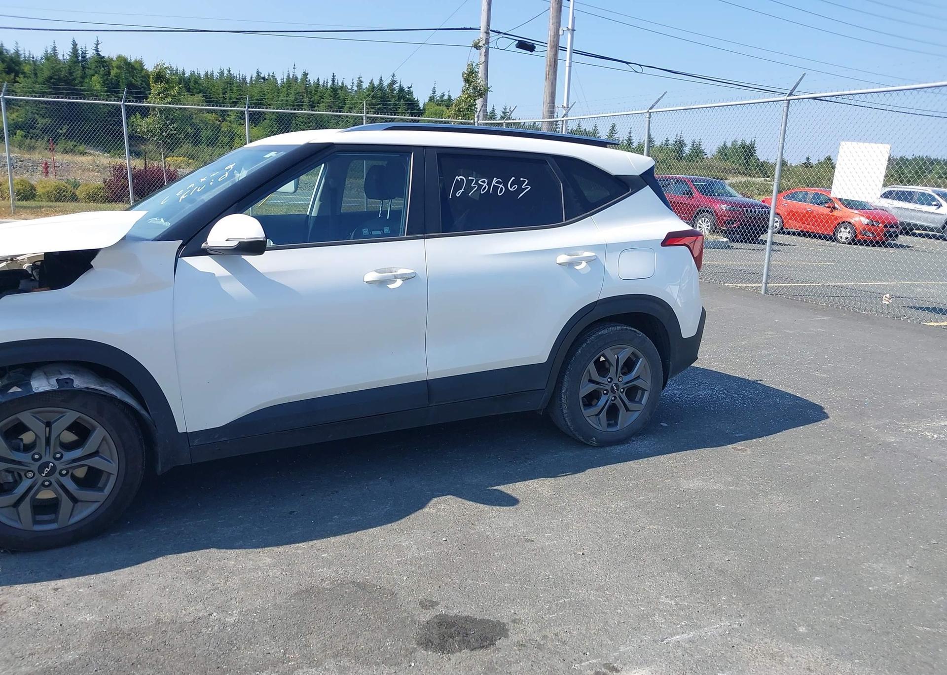 2024 KIA SELTOS LX