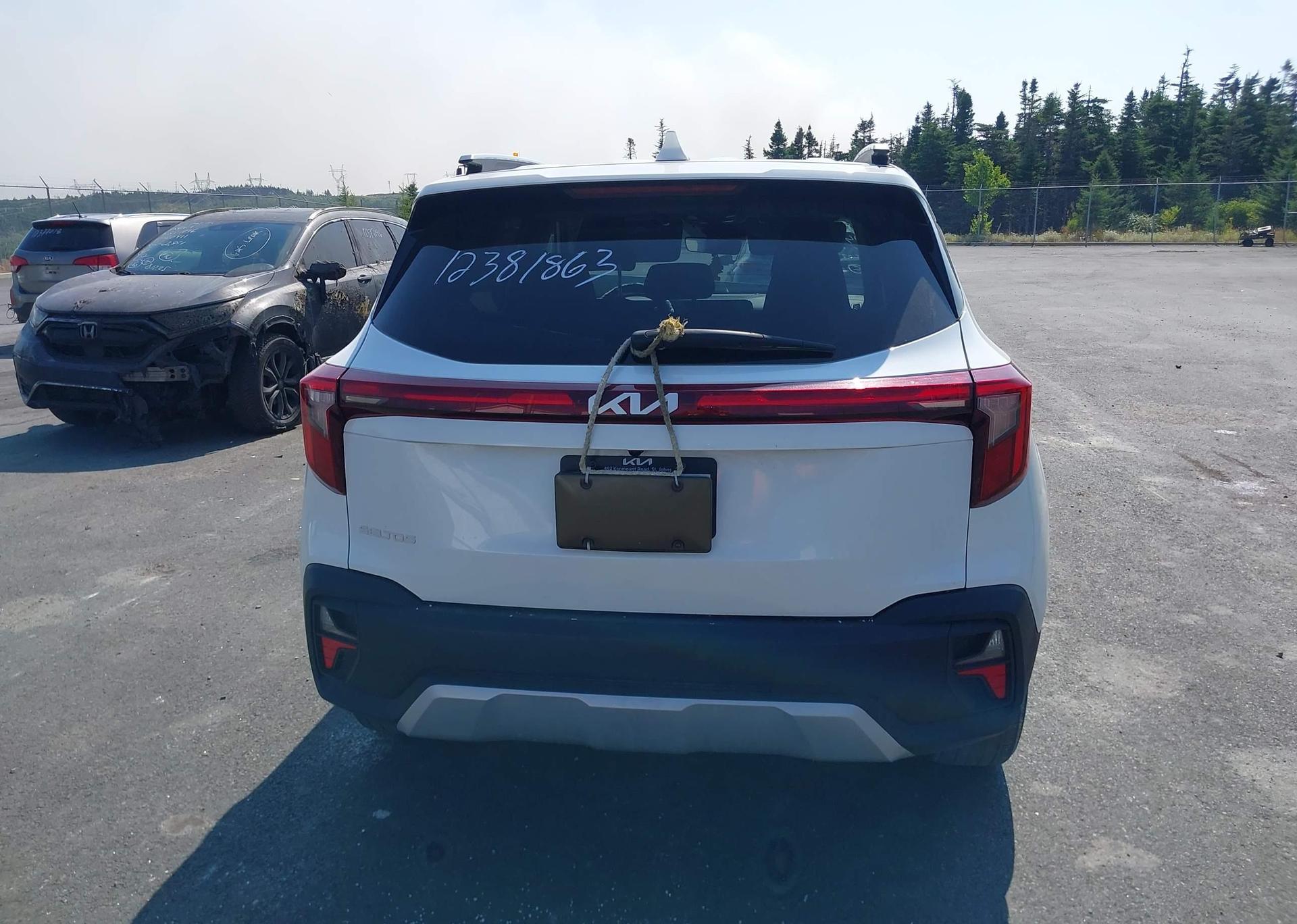 2024 KIA SELTOS LX