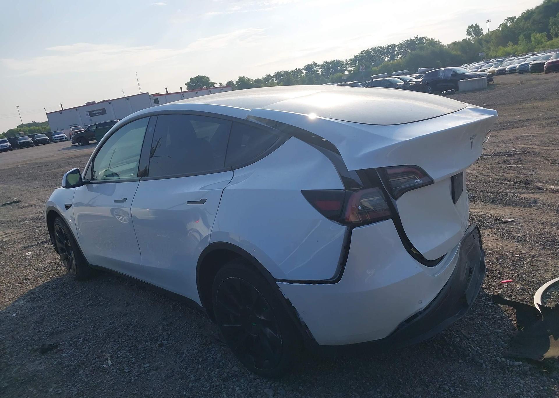 2022 TESLA MODEL Y