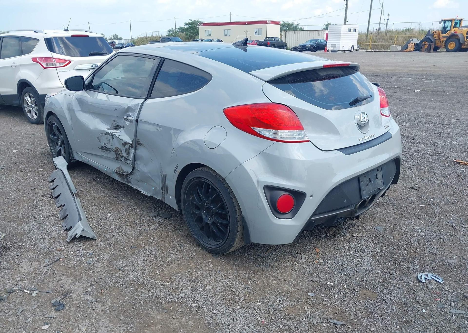2014 HYUNDAI Veloster Turbo