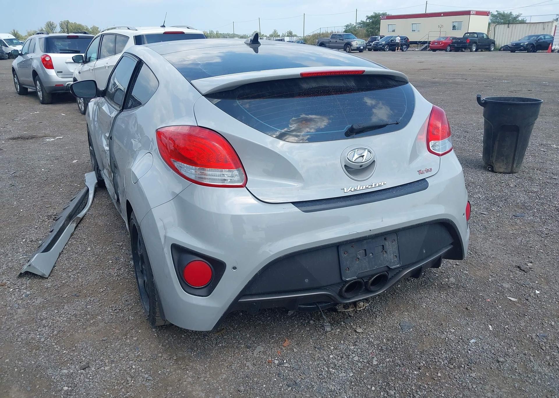 2014 HYUNDAI Veloster Turbo