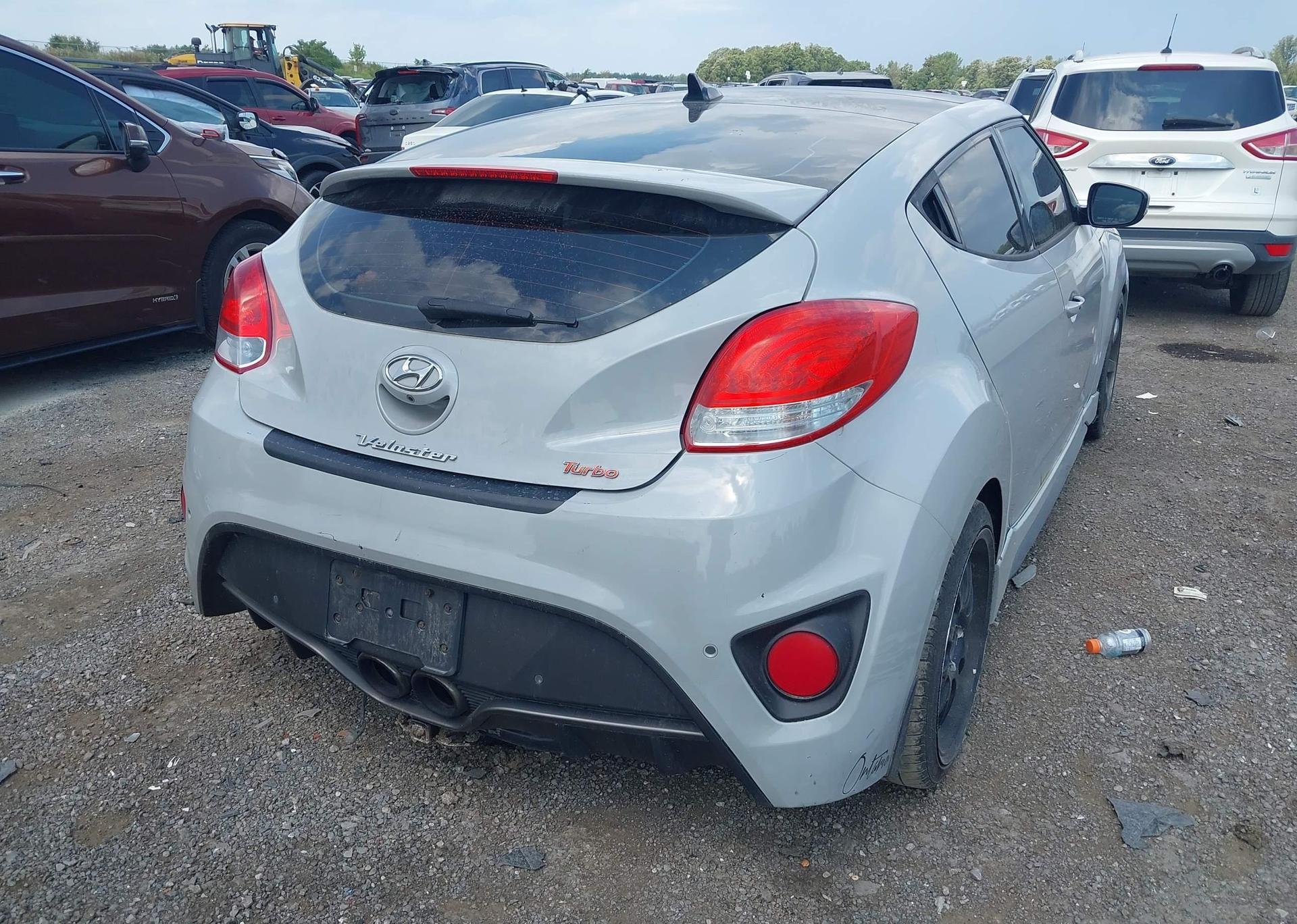 2014 HYUNDAI Veloster Turbo