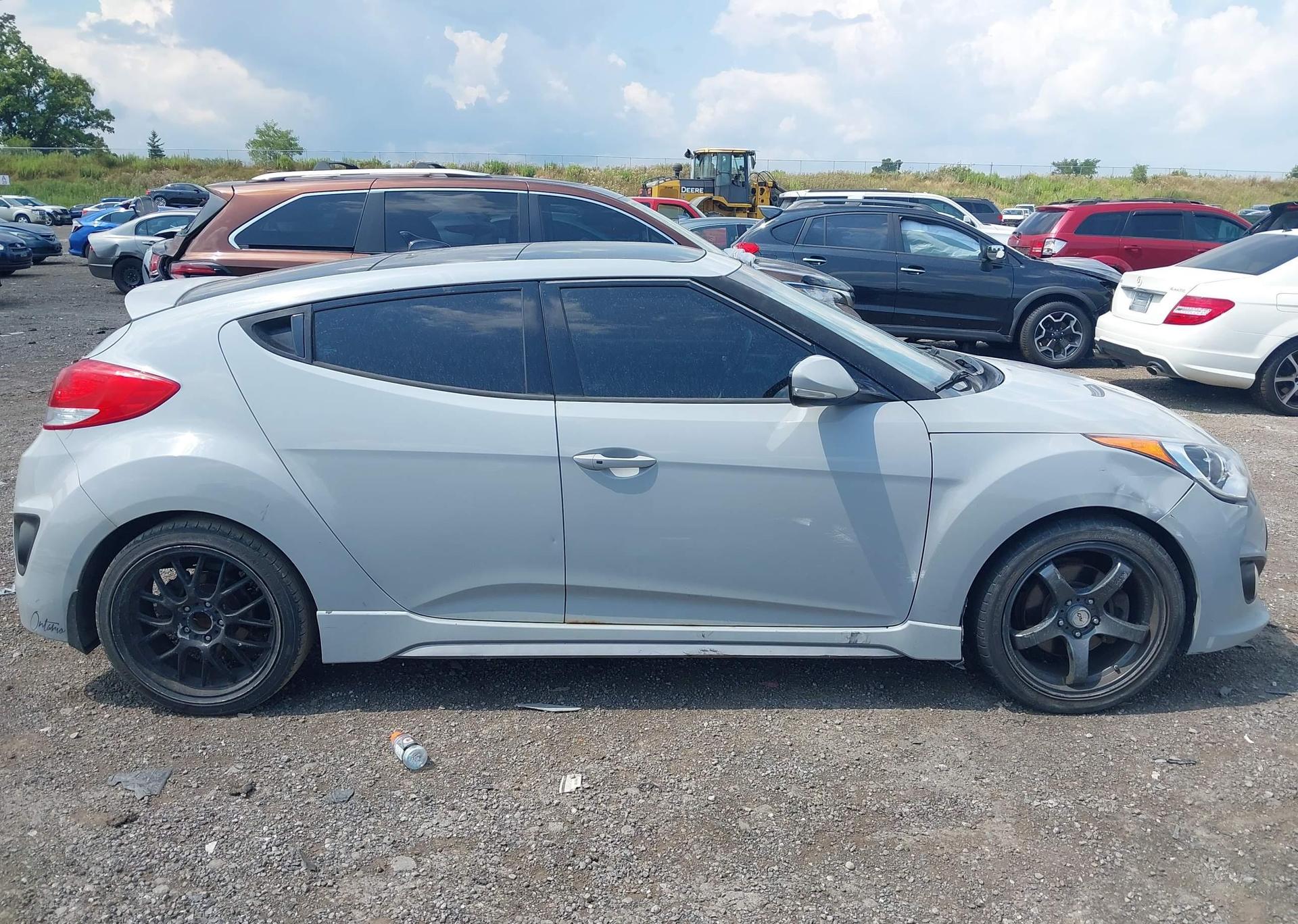 2014 HYUNDAI Veloster Turbo