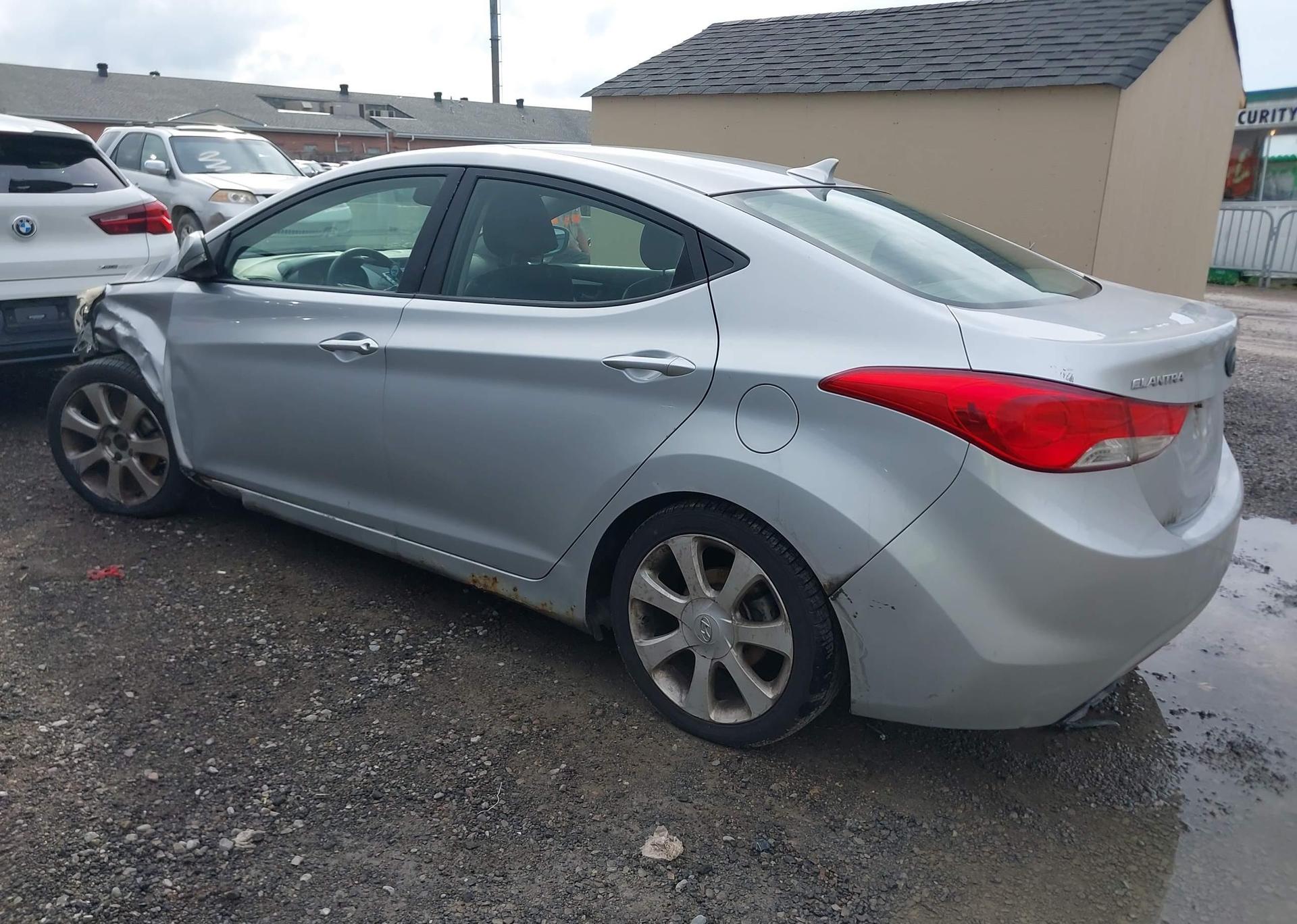 2011 HYUNDAI ELANTRA LIMITED