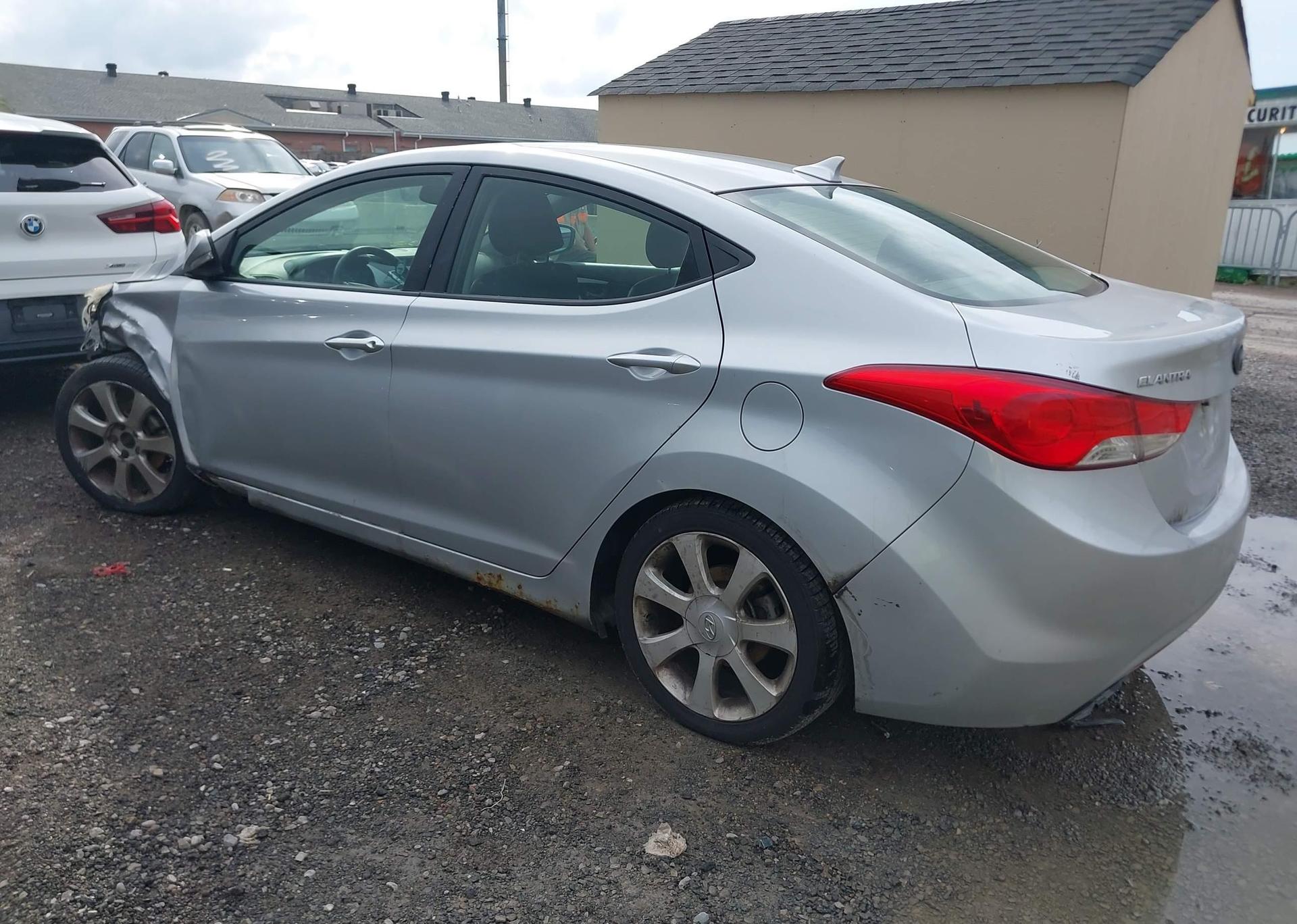 2011 HYUNDAI ELANTRA LIMITED