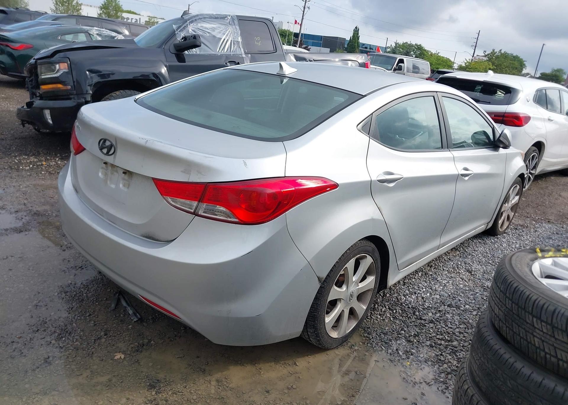 2011 HYUNDAI ELANTRA LIMITED